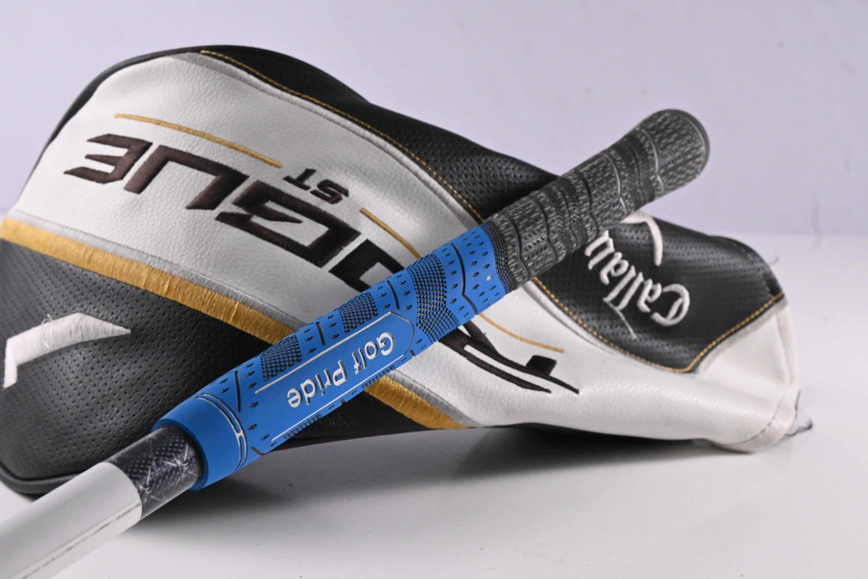 Callaway Rogue ST MAX Driver / 9 Degree / Stiff Flex Tensei AV Blue 65 Shaft