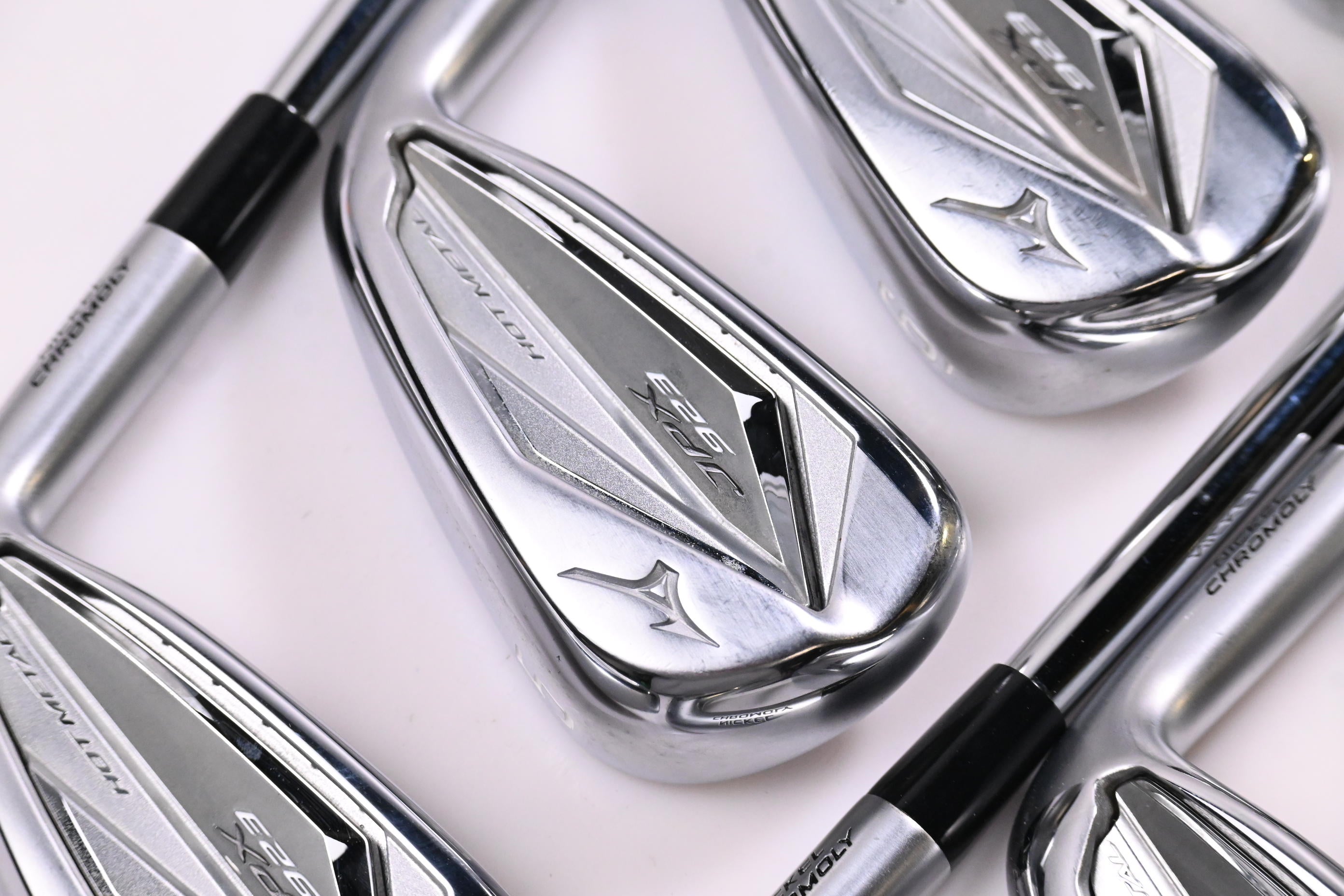 Mizuno JPX 923 Hot Metal HL Irons / 4-PW+SW / Regular Flex KBS $-Taper Lite 95