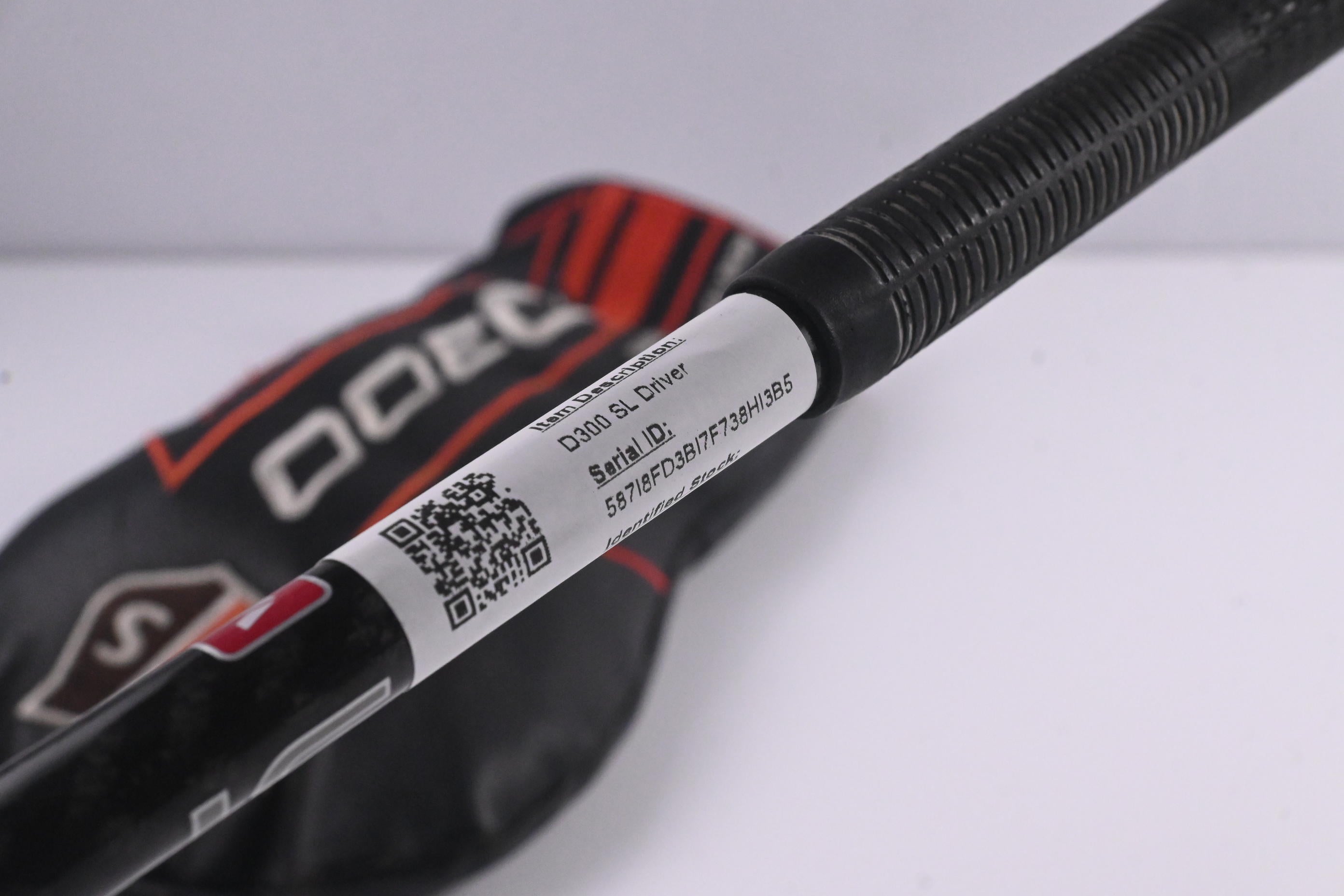 Wilson D300 SL Driver / 10.5 Degree / Regular Flex Matrix Speed RulZ Type A 44