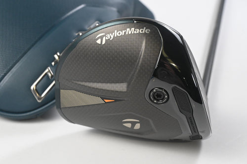 Taylormade Qi4D Driver / 10.5 Degree / Stiff Flex Diamana White Board 63 Shaft