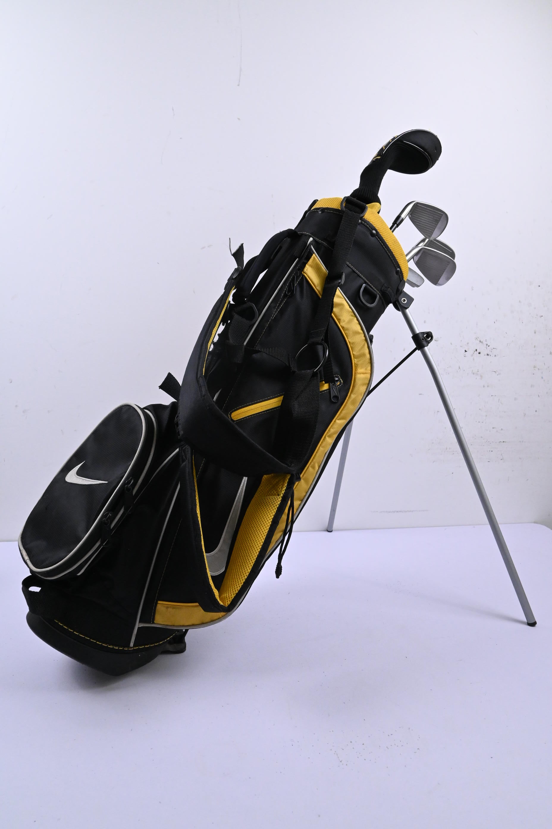 Junior Nike Machspeed Jr Package Set / Wood, Irons, Putter & Bag