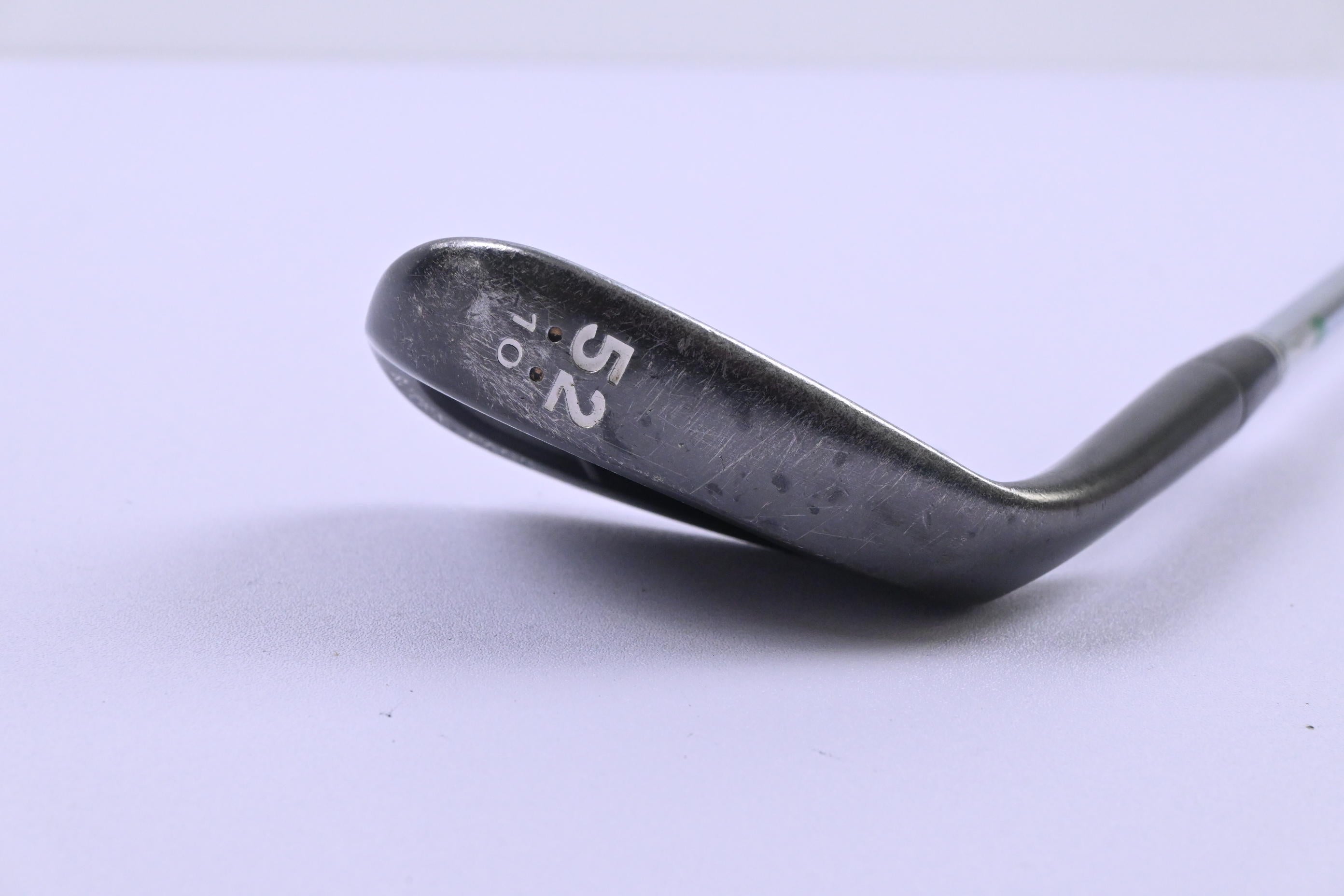 Cleveland 588 RTX Gap Wedge / 52 Degree / Wedge Flex Dynamic Gold Shaft
