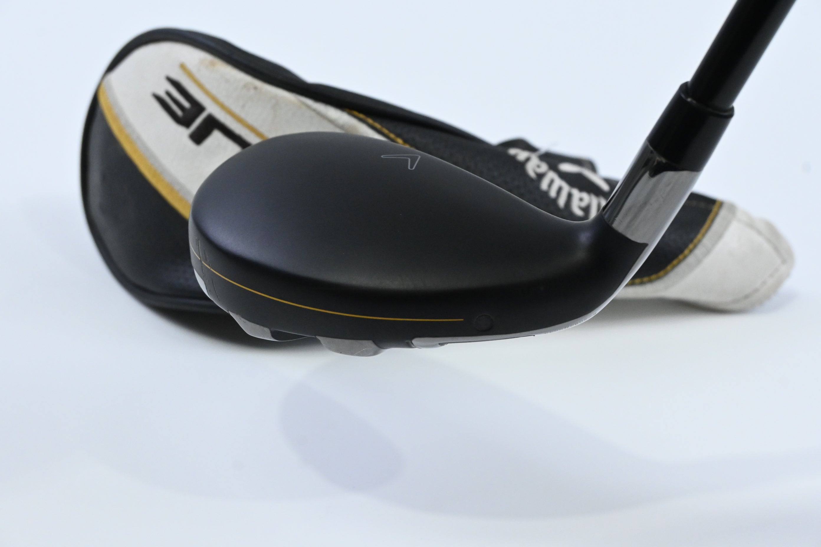 Left Hand Callaway Rogue ST Max #4 Hybrid / 20 Degree / Regular Flex Tensei AV