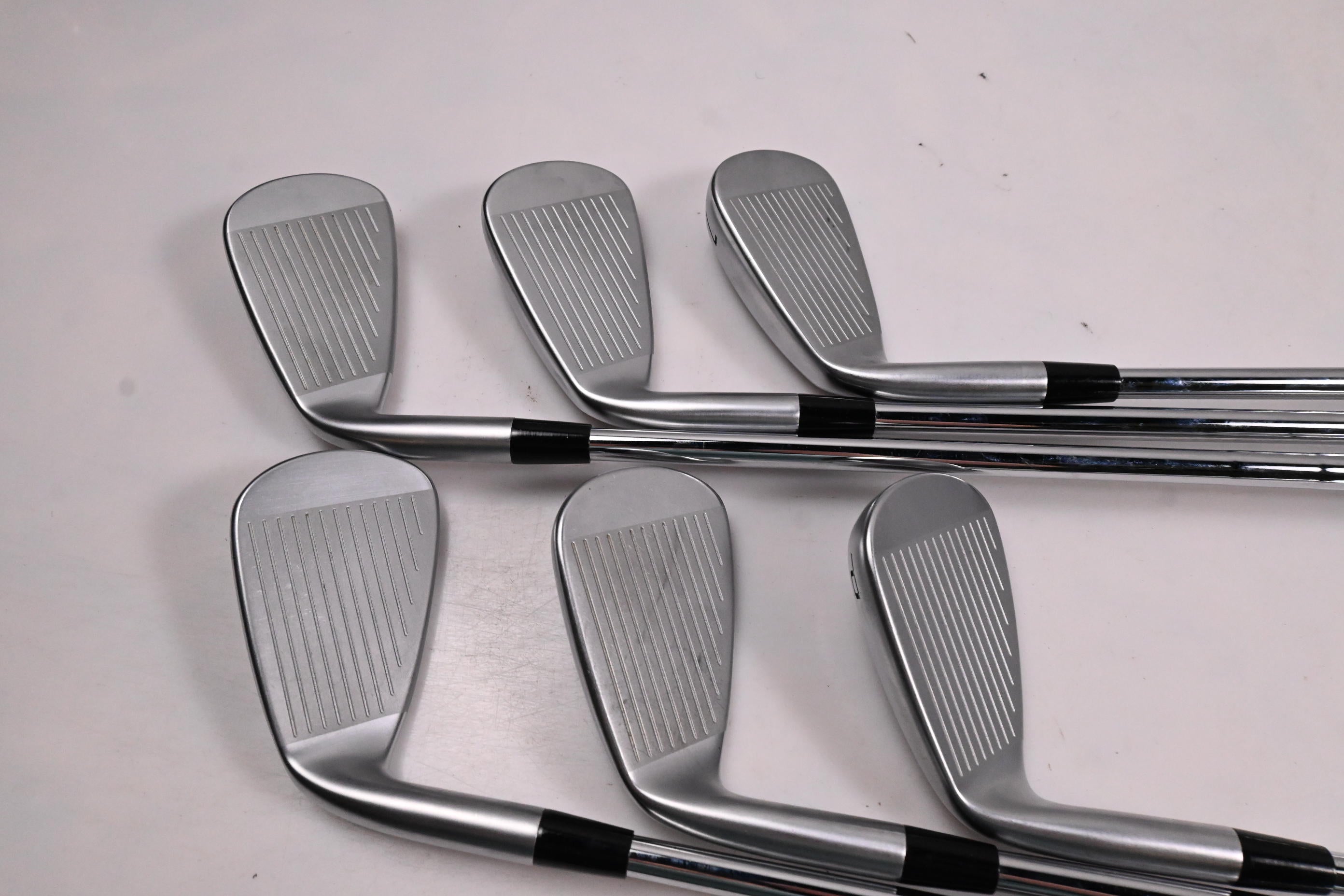 Mizuno JPX 925 Hot Metal Irons / 5-PW / Regular Flex KBS Tour Lite Shafts