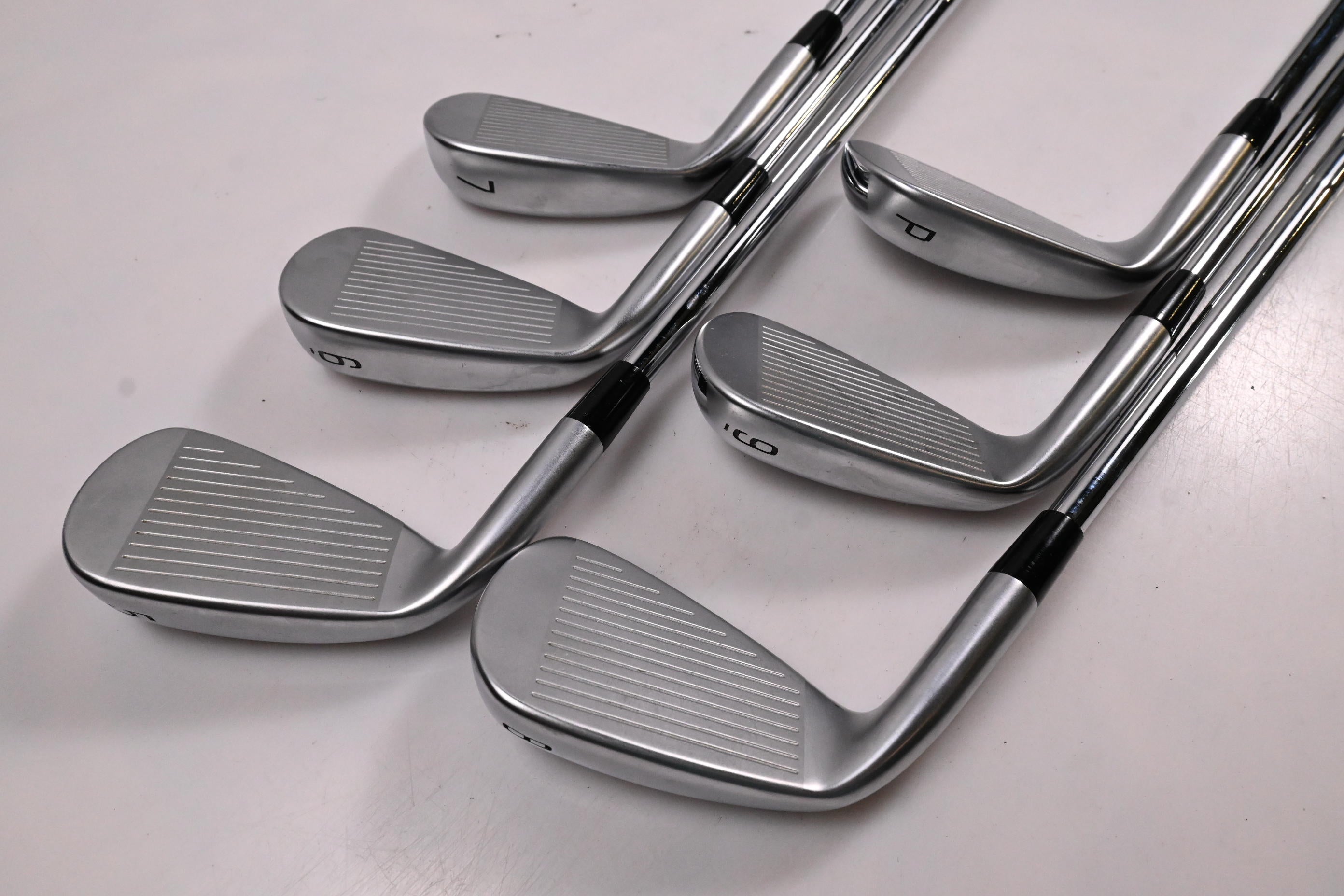 Mizuno JPX 925 Hot Metal Irons / 5-PW / Regular Flex KBS Tour Lite Shafts