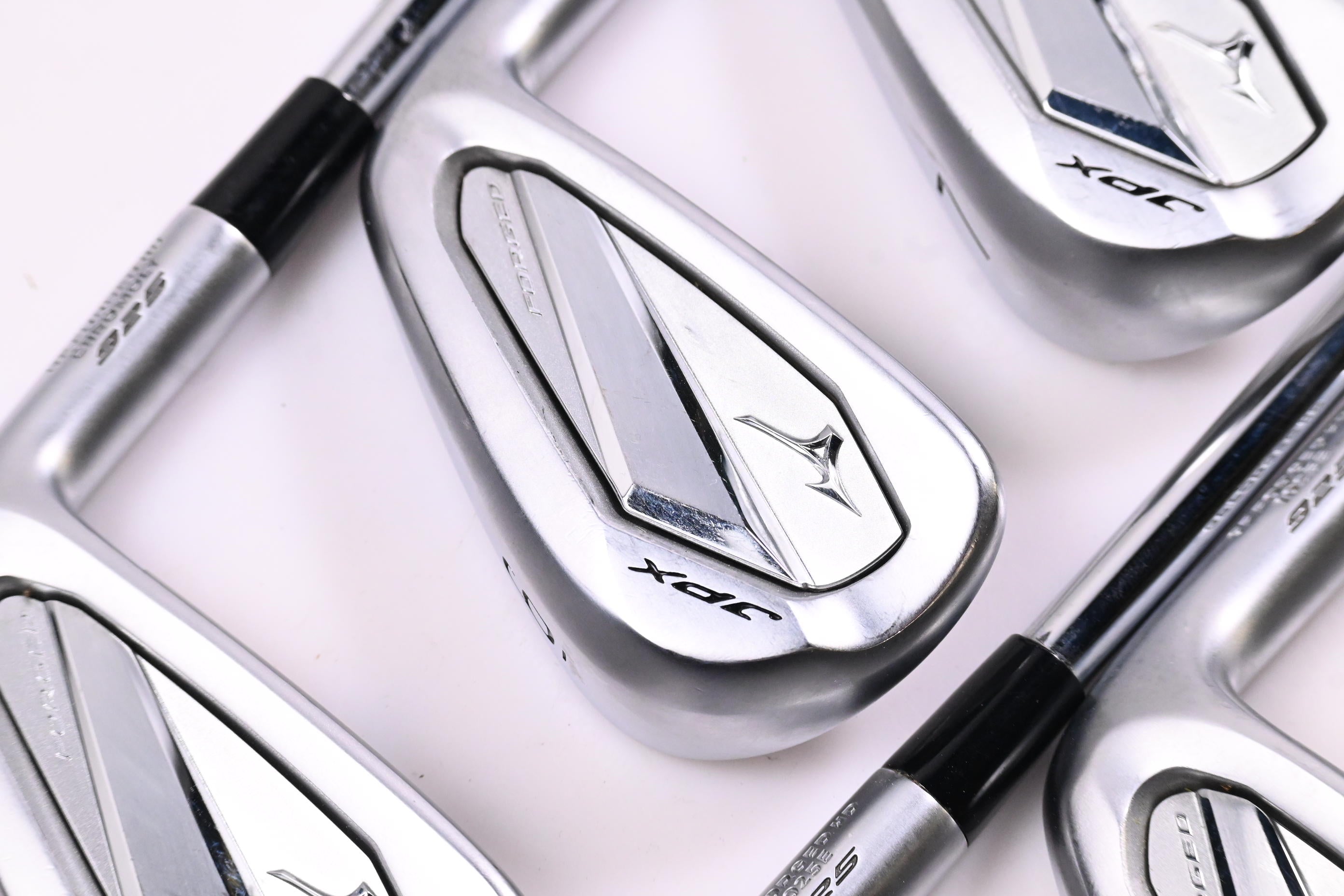 Mizuno JPX 925 Forged Irons / 5-PW / Stiff Flex Dynamic Gold Mid 100 S300