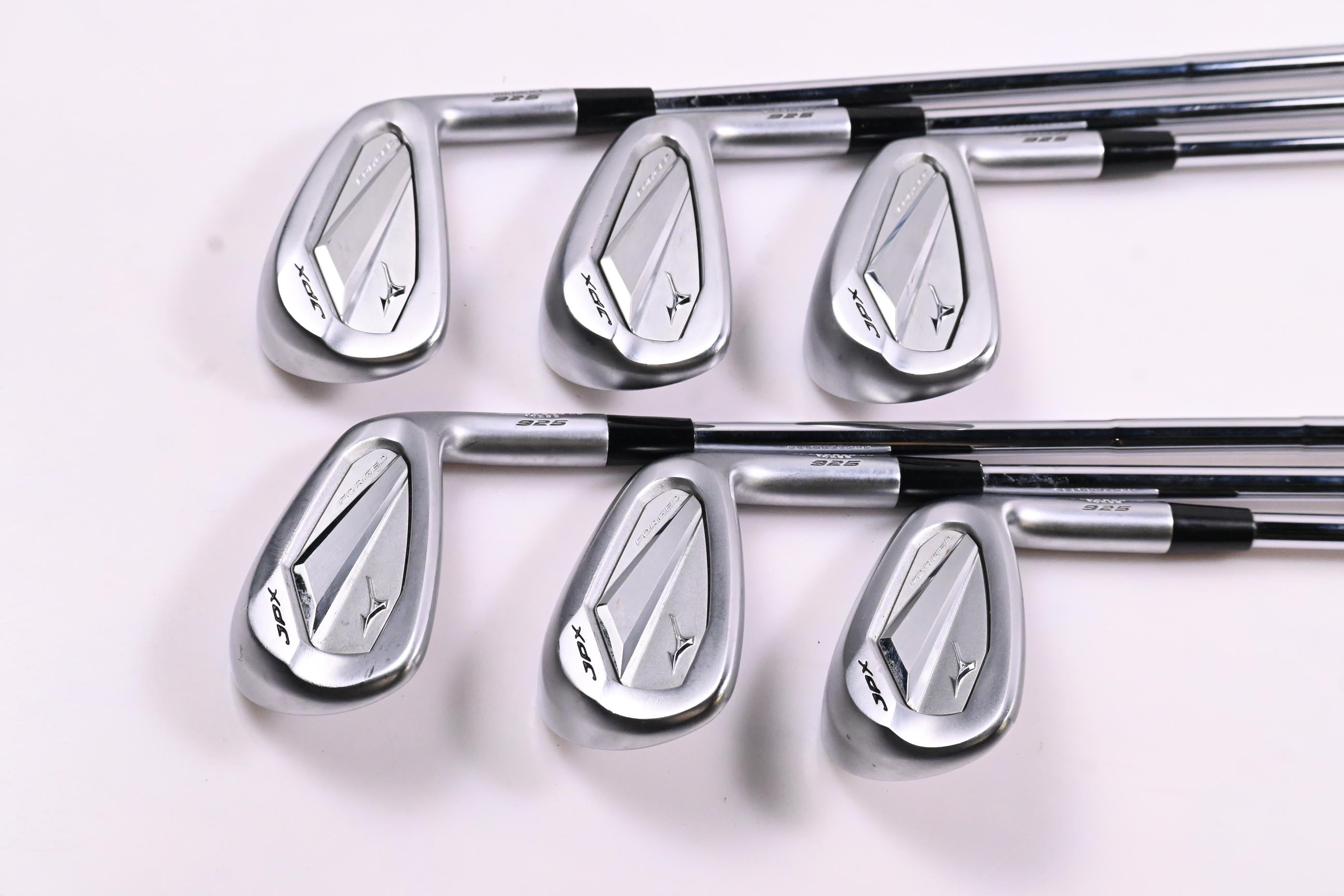 Mizuno JPX 925 Forged Irons / 5-PW / Stiff Flex Dynamic Gold Mid 100 S300