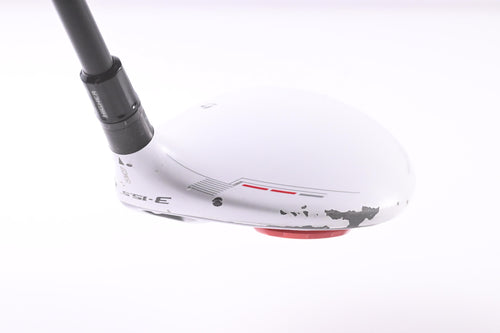 Taylormade R11 #3 Wood / 15.5 Degree / Regular Flex Fujikura Blur 70 Shaft