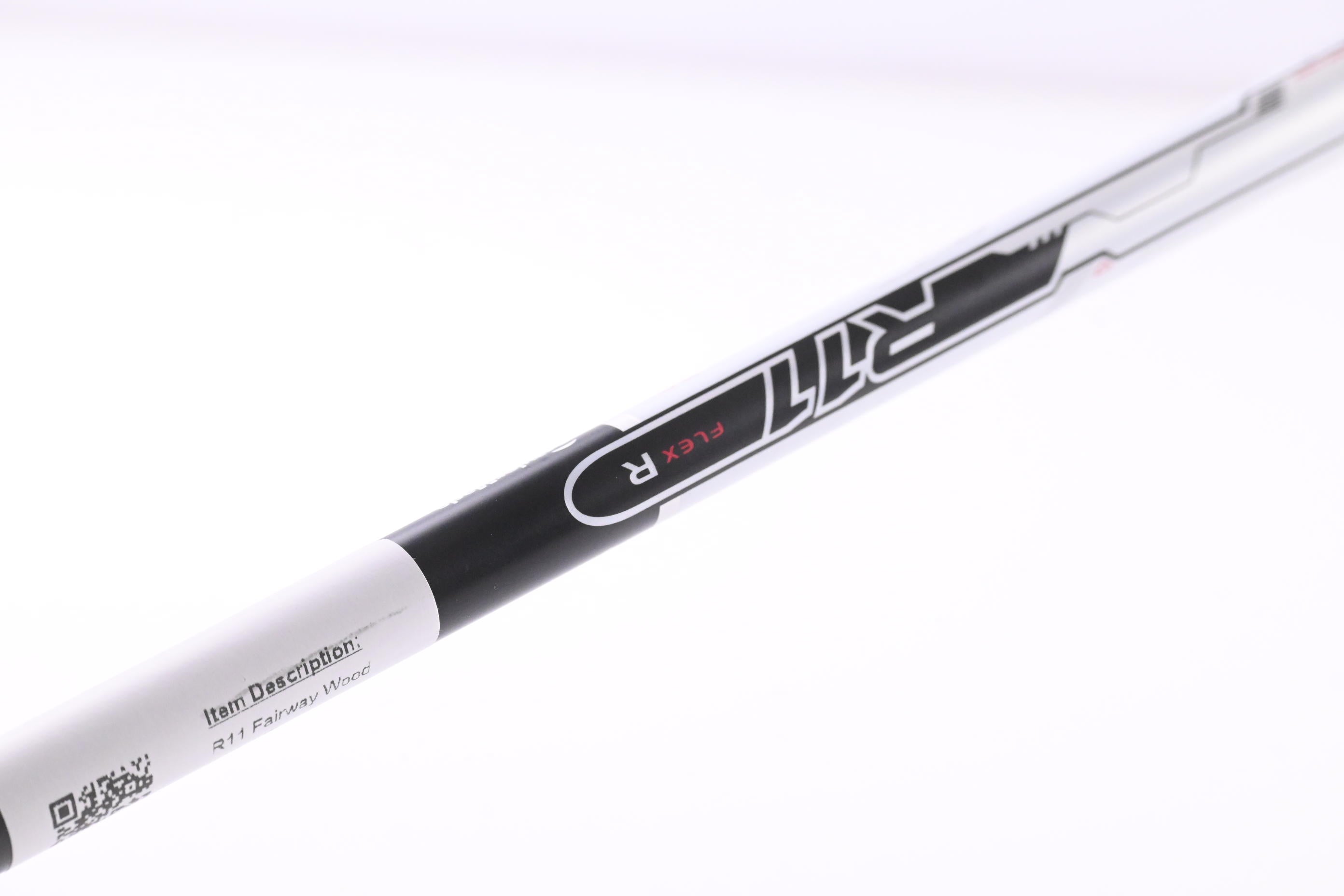 Taylormade R11 #3 Wood / 15.5 Degree / Regular Flex Fujikura Blur 70 Shaft