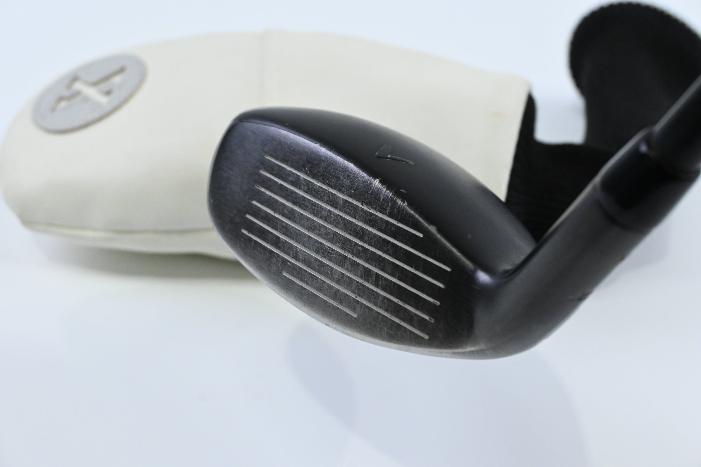 Callaway XR16 OS #4 Hybrid / 22 Degree / Regular Flex Fubuki AT 55 Shaft