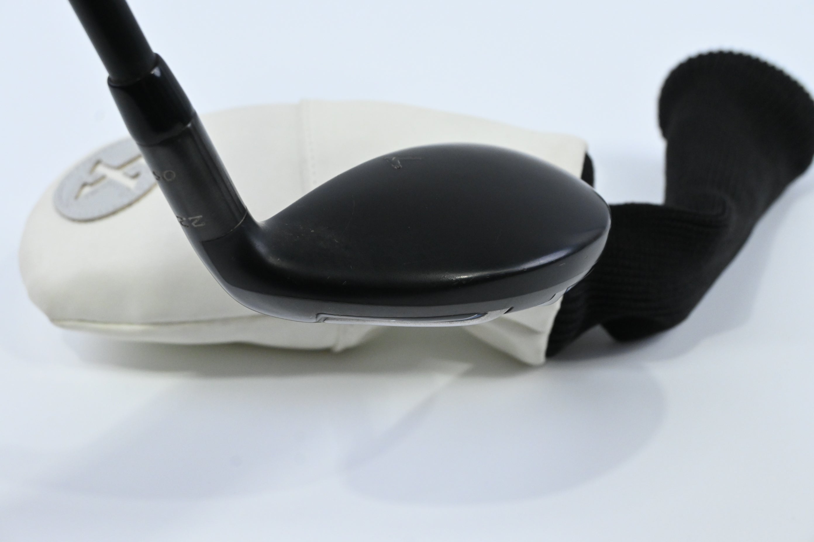 Callaway XR16 OS #4 Hybrid / 22 Degree / Regular Flex Fubuki AT 55 Shaft