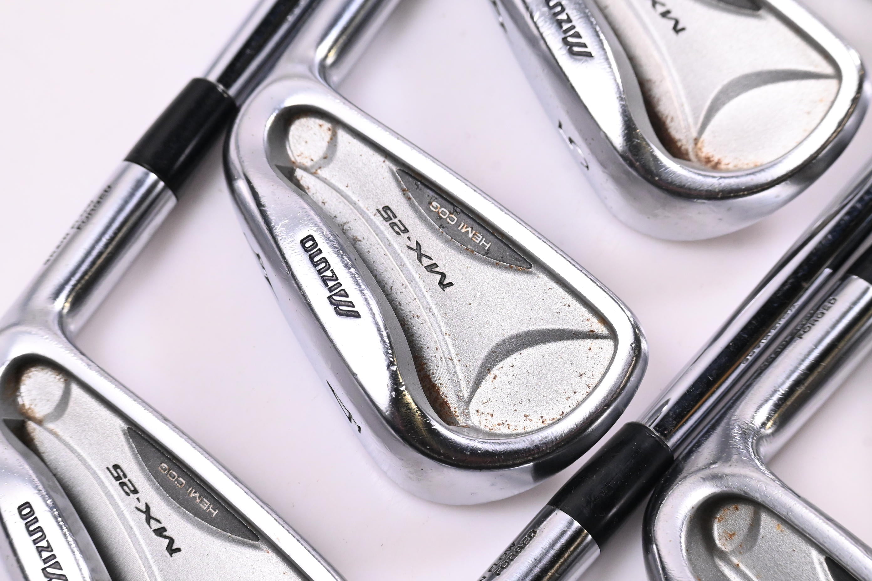 Mizuno MX-25 Irons / 3-PW / Regular Flex Dynalite Gold SL R300 Shafts