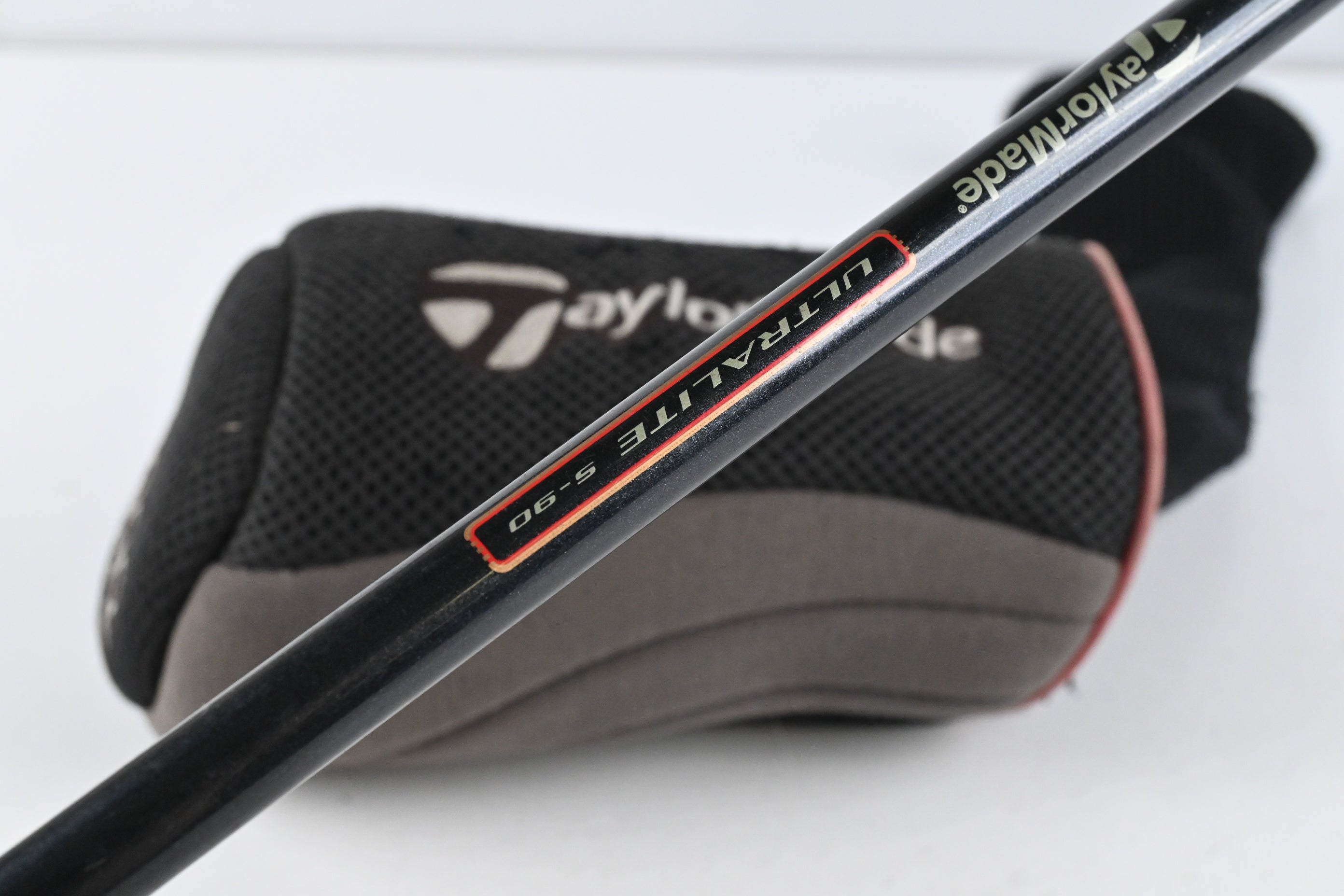 Taylormade 300 Ti Driver / 9.5 Degree / Stiff Flex Taylormade Ultralite 90