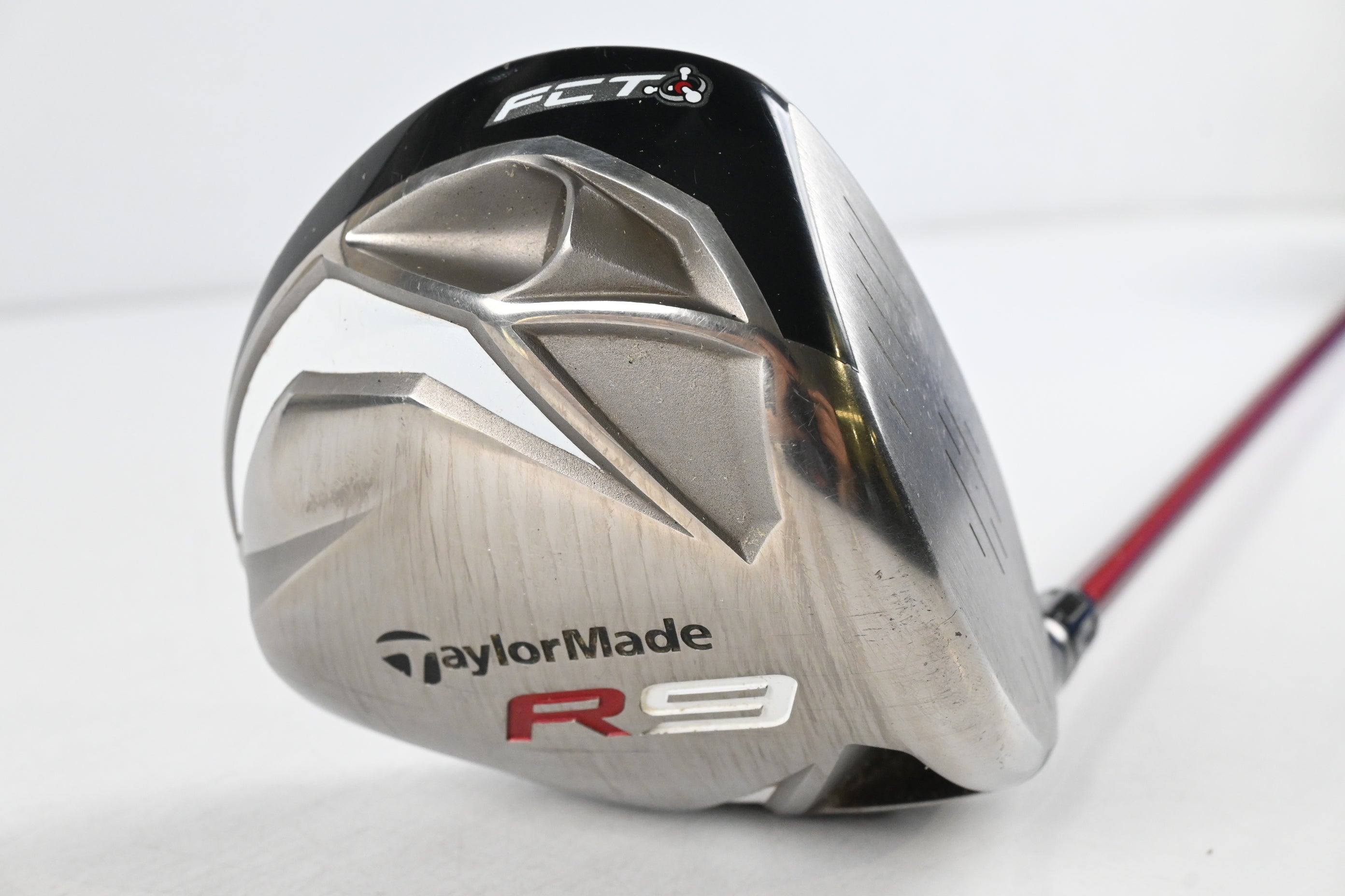 Taylormade R9 Driver / 10.5 Degree / Stiff Flex Fujikura Motore 65 Shaft