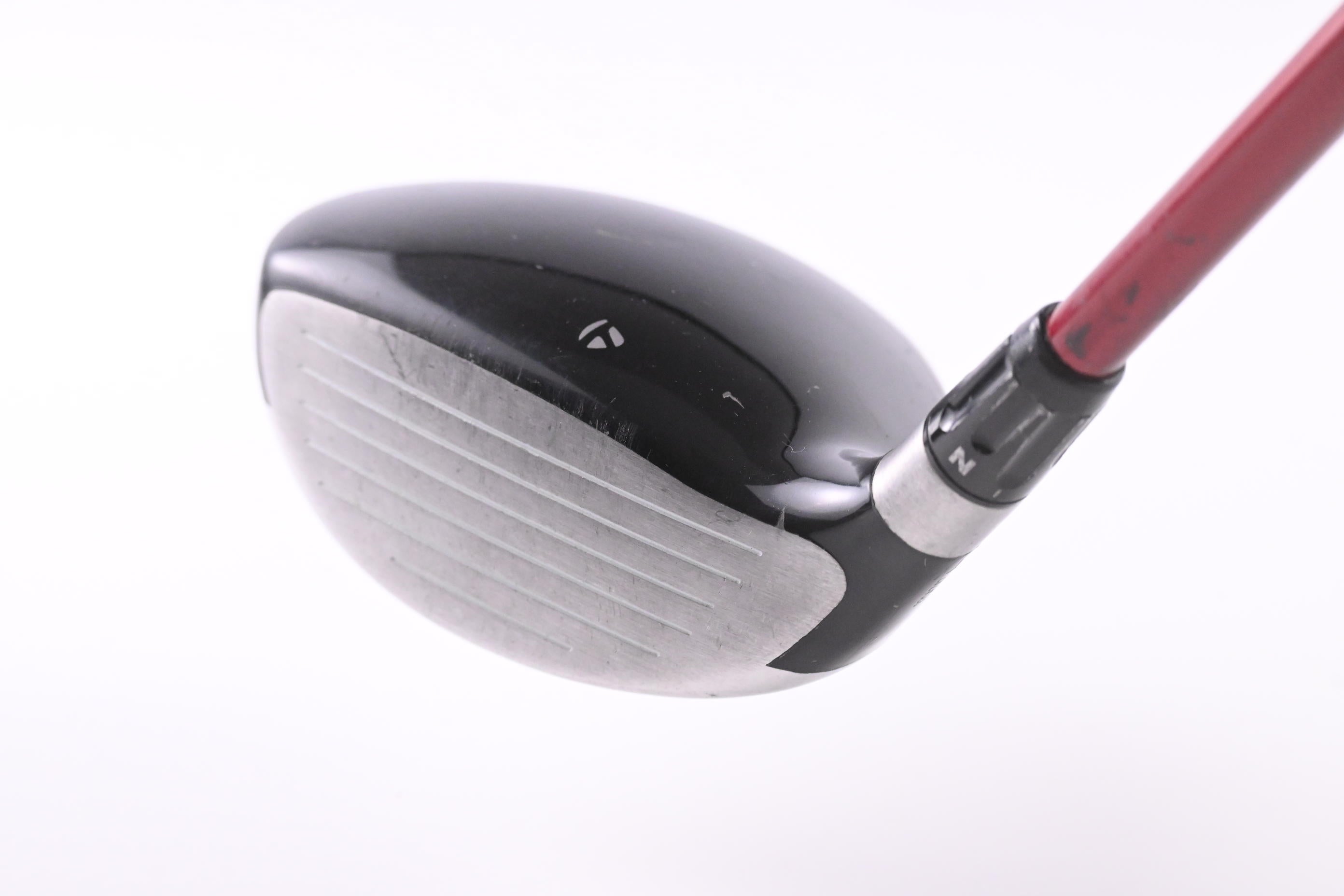Taylormade R9 #4 Wood / 17 Degree / Regular Flex Fujikura Motore 70 Shaft