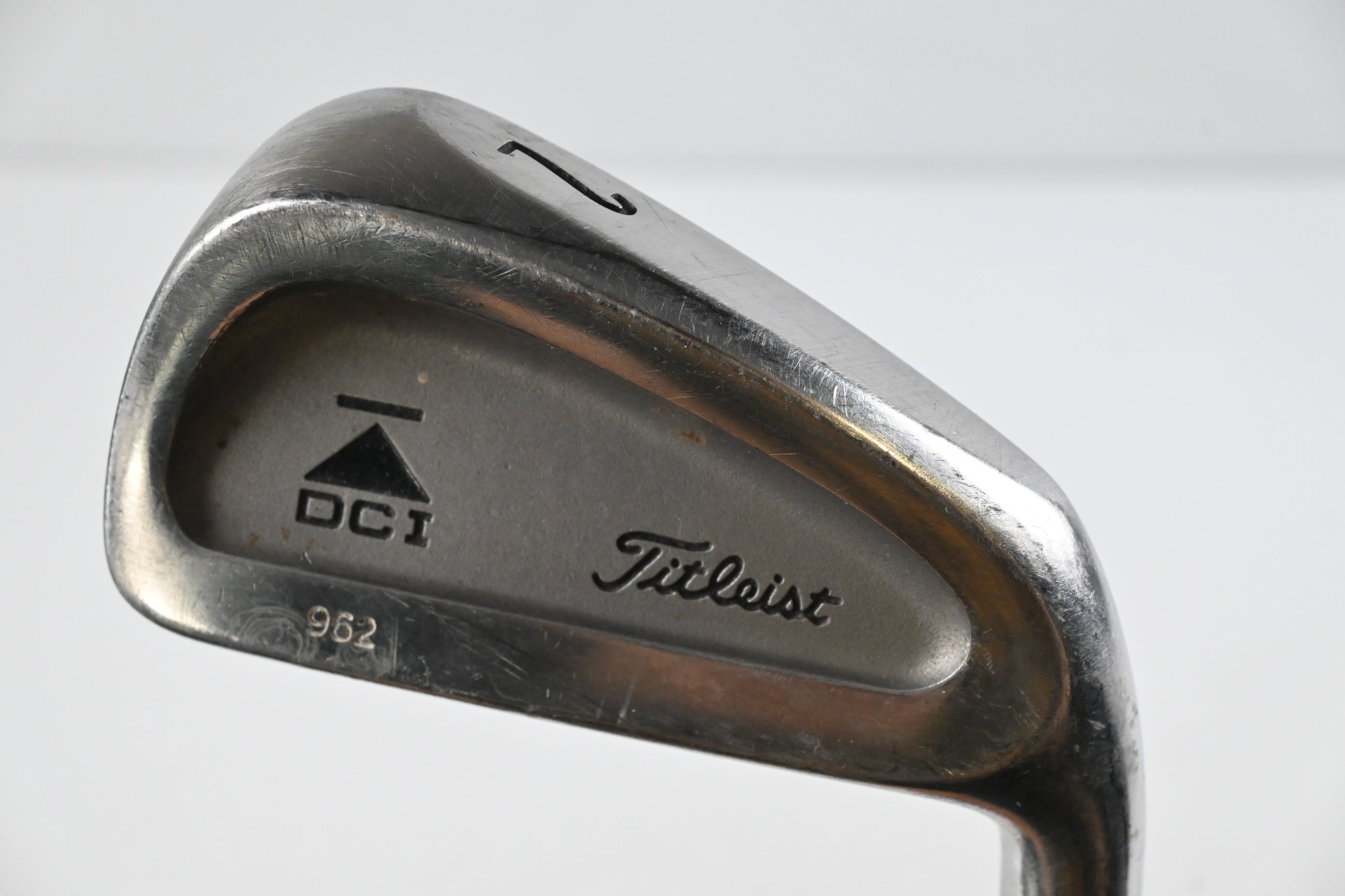 Titleist DCI 962B #2 Iron / 19 Degree / X-Flex Dynamic Gold X100 Shaft
