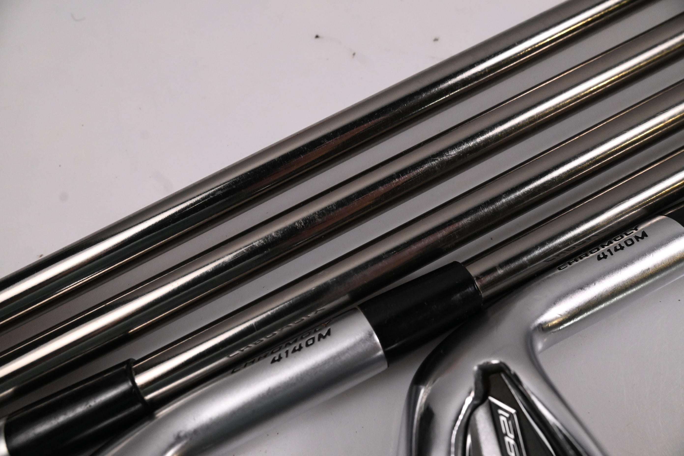 Mizuno JPX 921 Hot Metal Irons / 4-PW+GW+SW+LW / Regular Flex UST Recoil 95