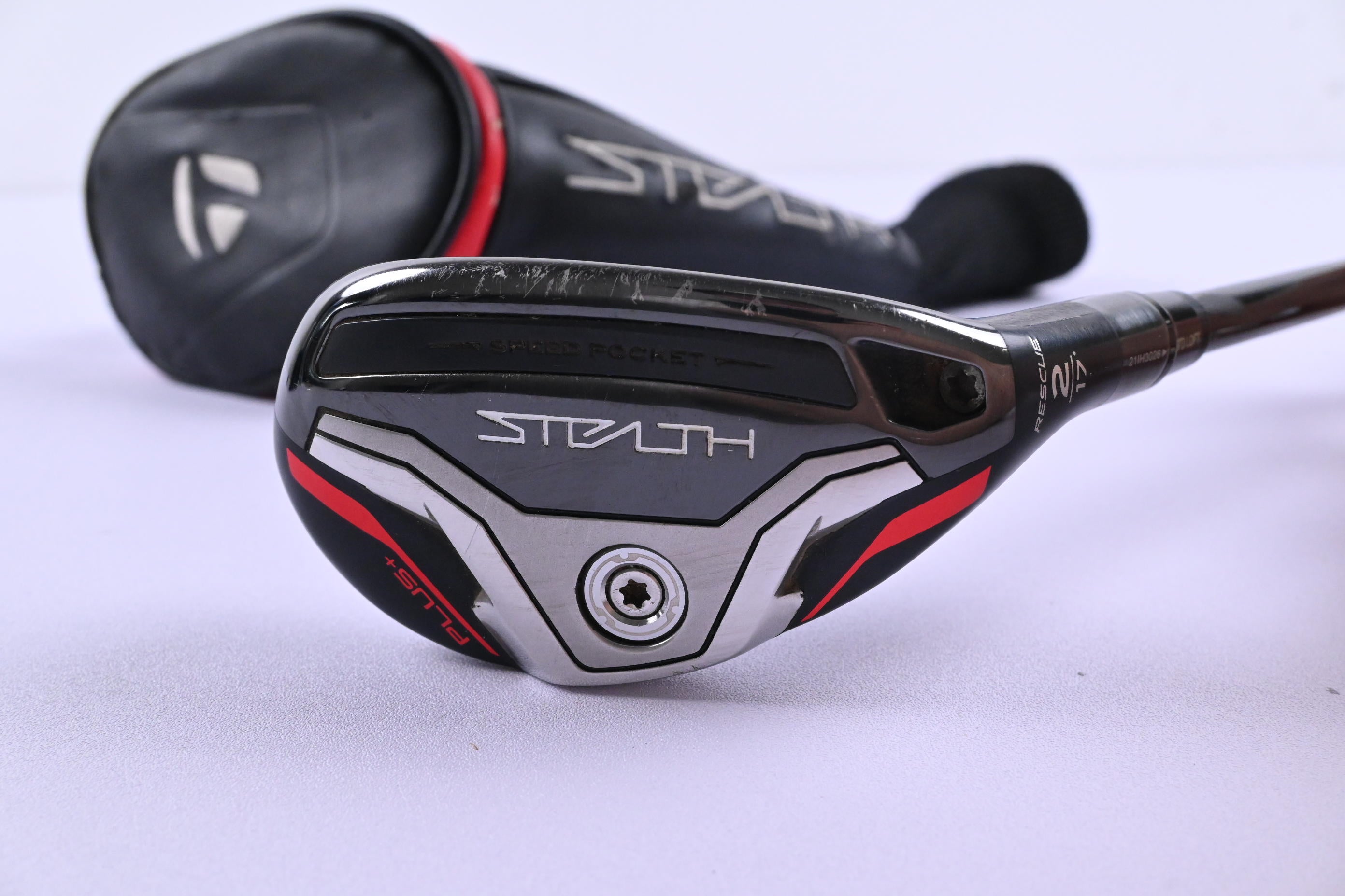Taylormade Stealth Plus #2 Hybrid / 17 Degree / Stiff Flex HZRDUS Smoke Red 80