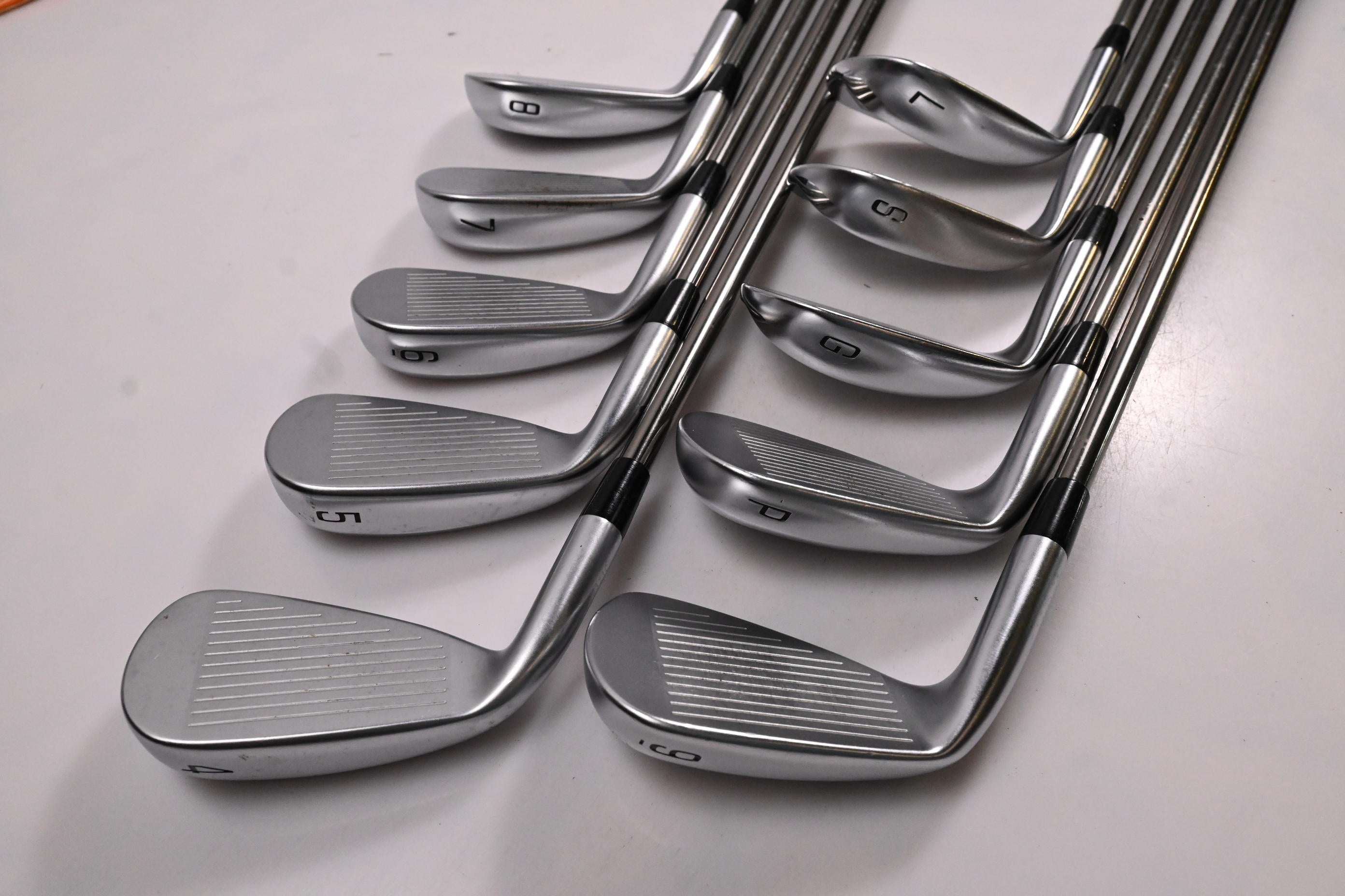 Mizuno JPX 921 Hot Metal Irons / 4-PW+GW+SW+LW / Regular Flex UST Recoil 95