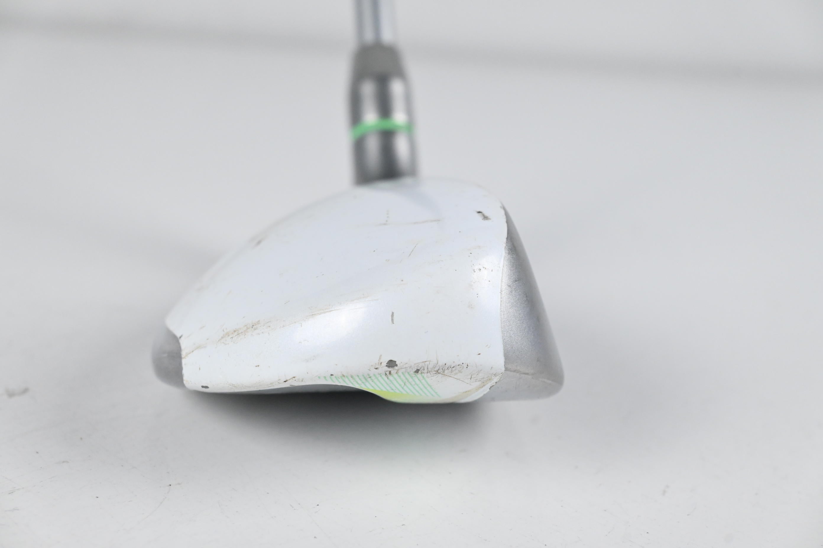 Ladies Taylormade Kalea #4 Hybrid / 22 Degree / Ladies Flex SlimTech 45 Shaft