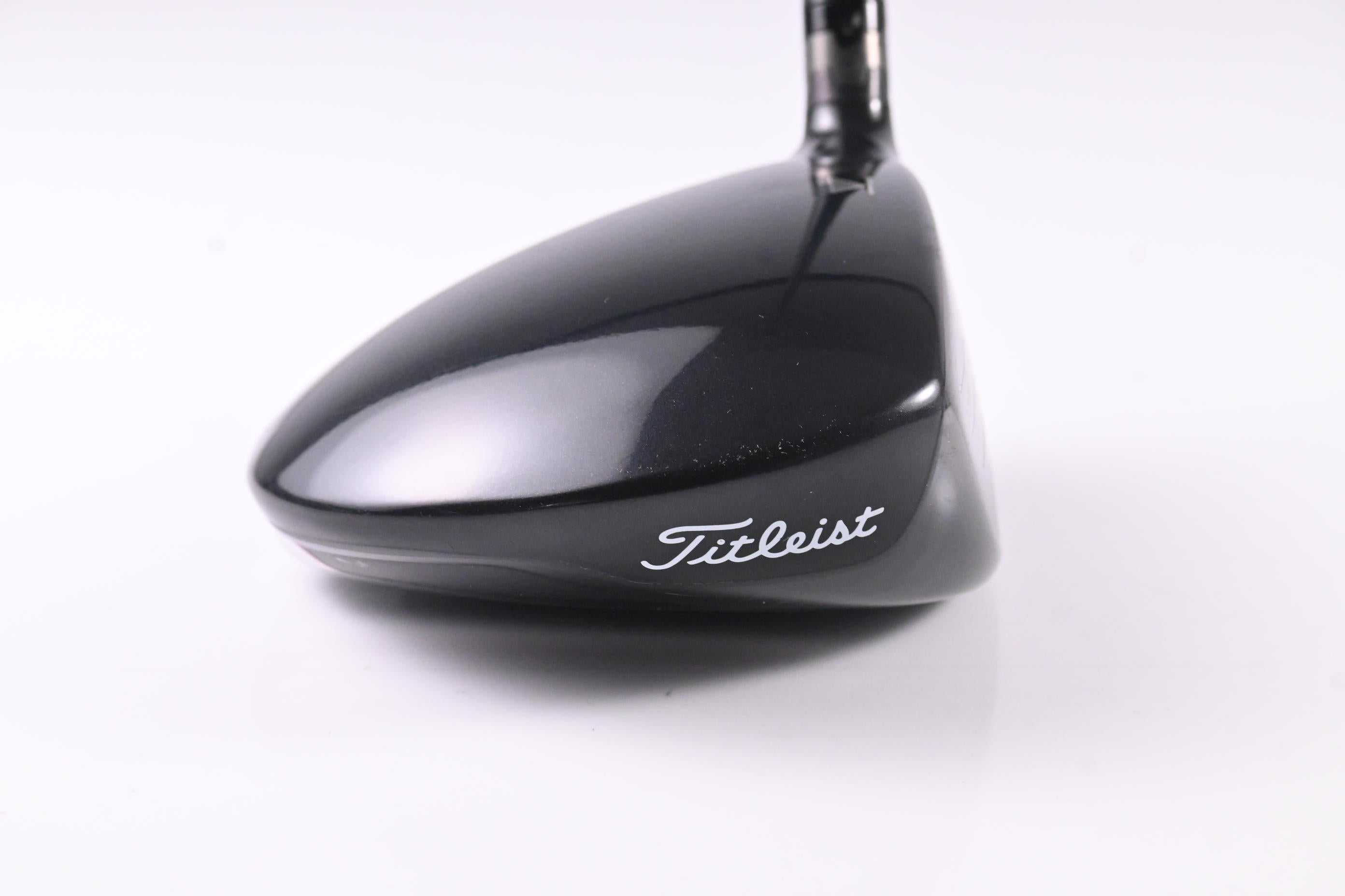 Titleist 913 D2 Driver / 9.5 Degree / Stiff Flex Diamana D+ Black 72 Shaft