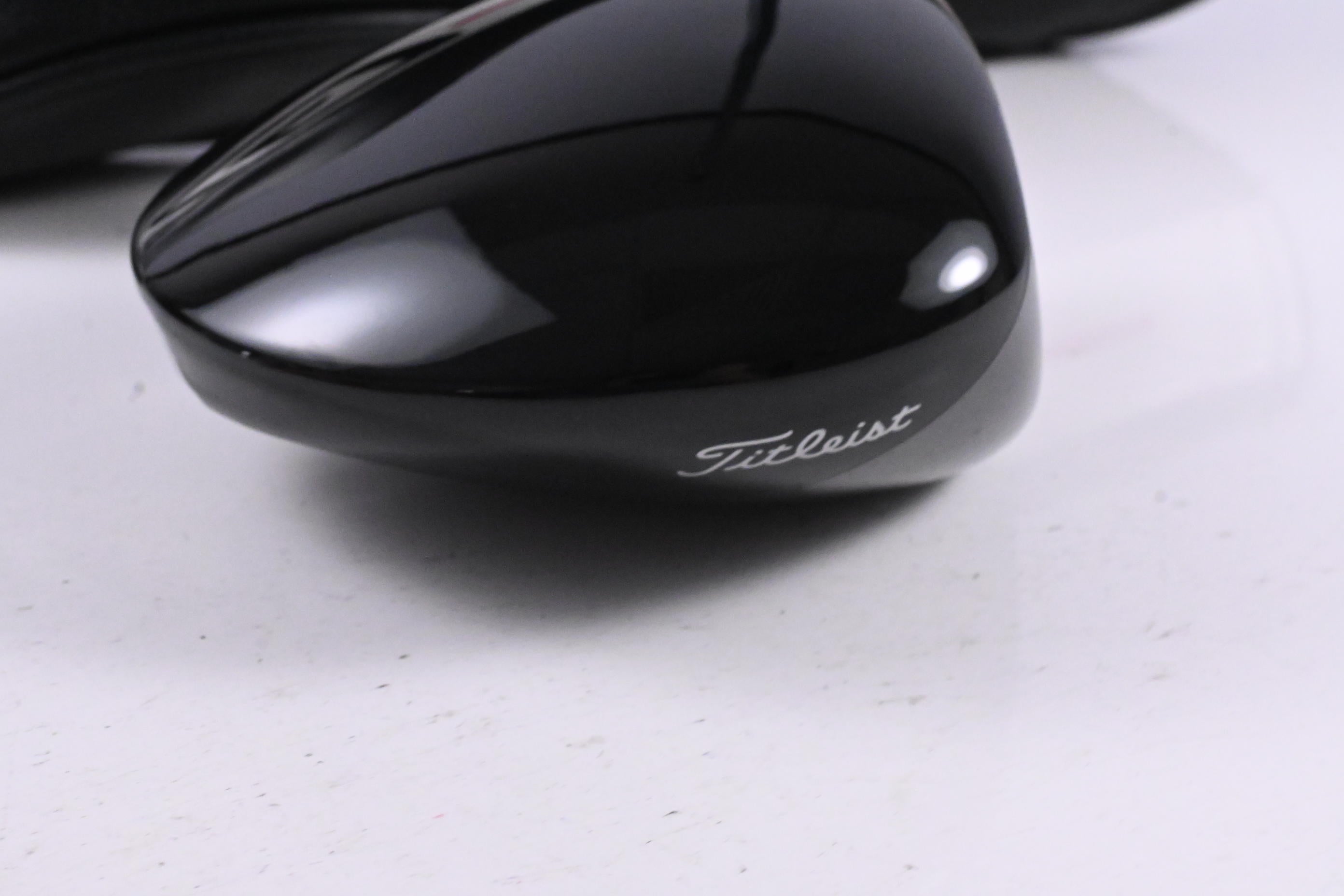 Titleist GTS2 Driver / 9 Degree / Stiff Flex Denali Charcoal 50 Shaft