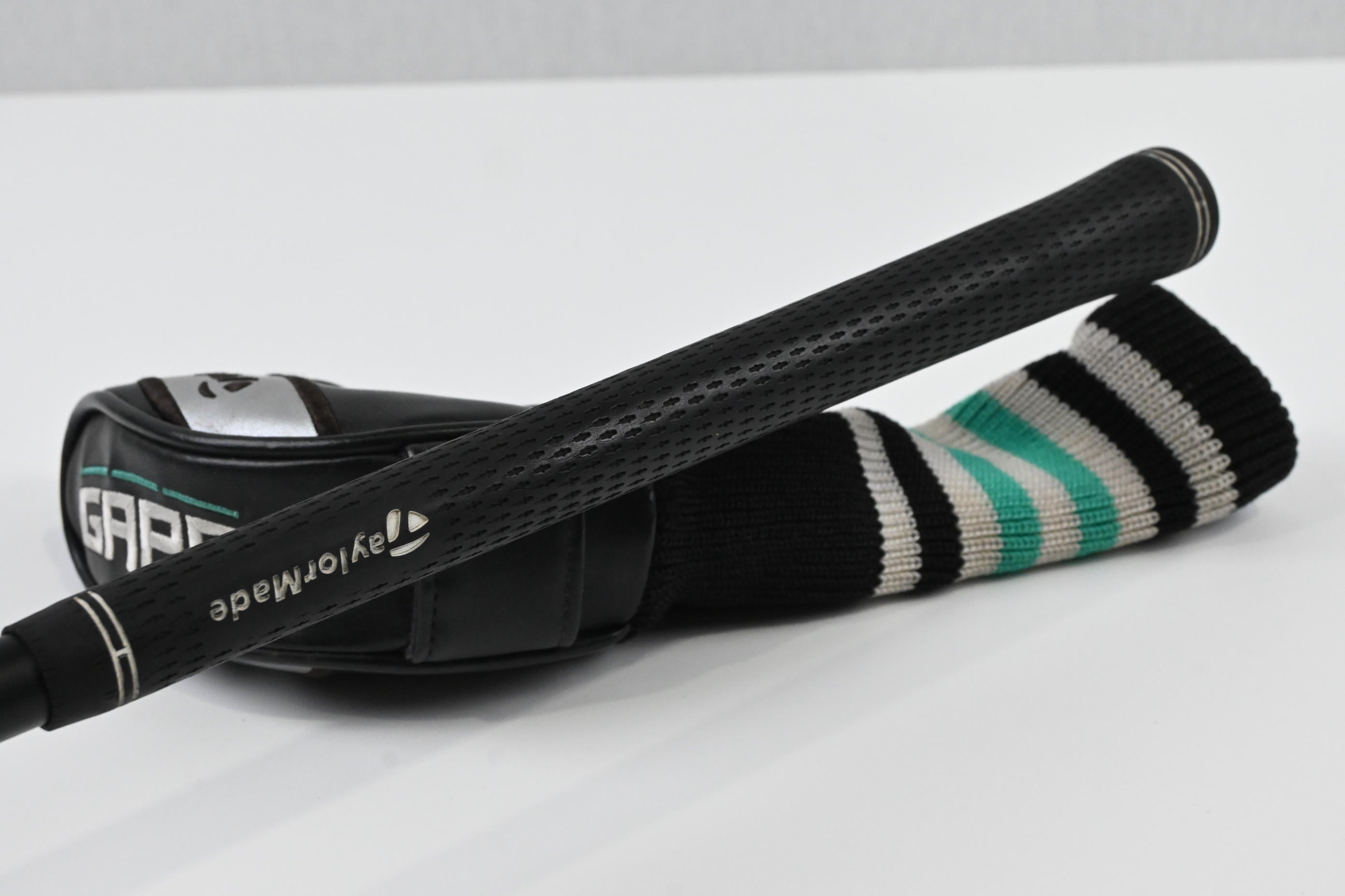 Taylormade GAPR Hi #3 Hybrid / 19 Degree / Regular Flex KBS Hybrid 70 Shaft