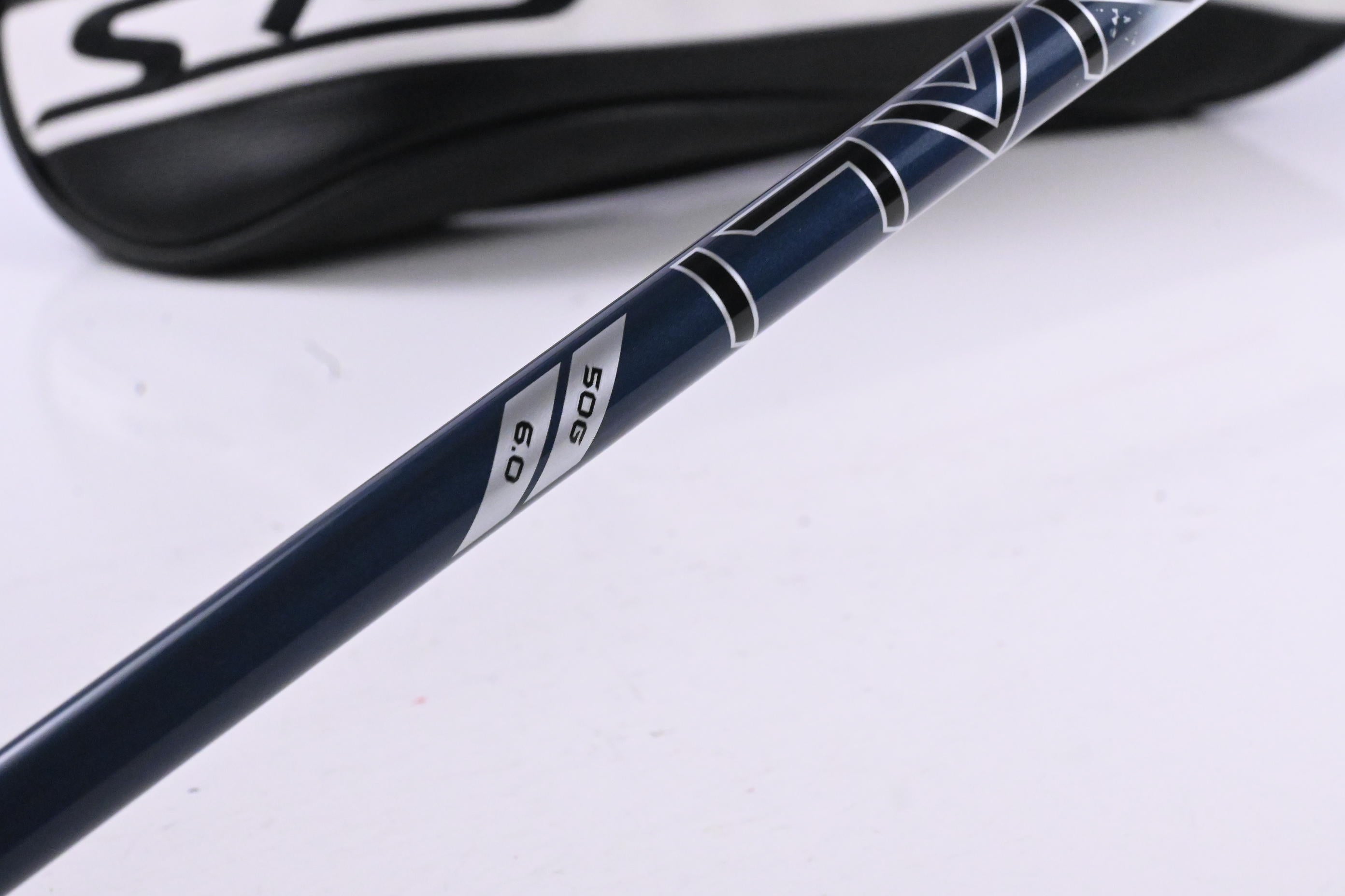 Titleist GTS2 Driver / 9 Degree / Stiff Flex Denali Charcoal 50 Shaft