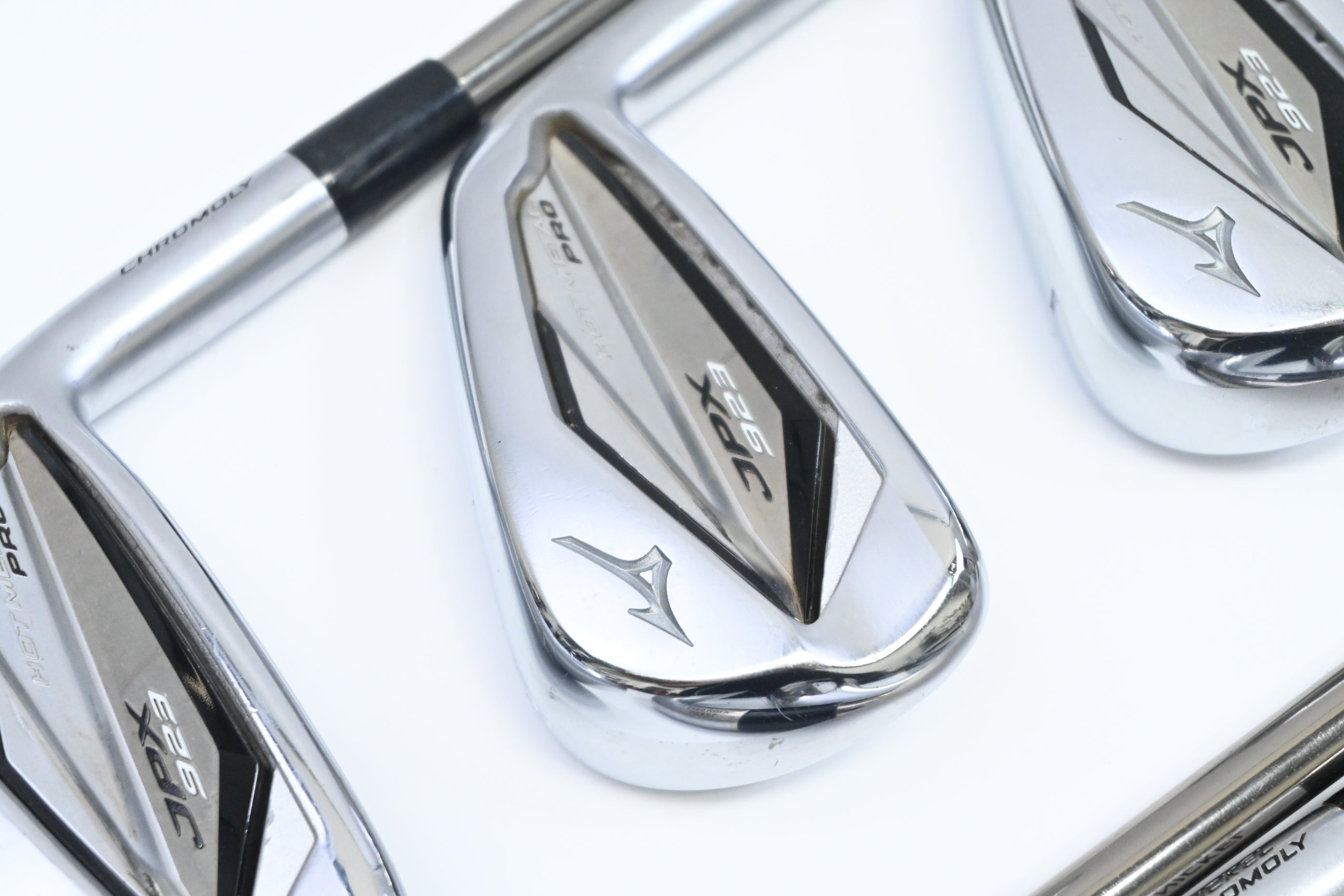 Mizuno JPX 923 Hot Metal Pro Irons / 5-PW / Stiff Flex UST Recoil 95 Shafts