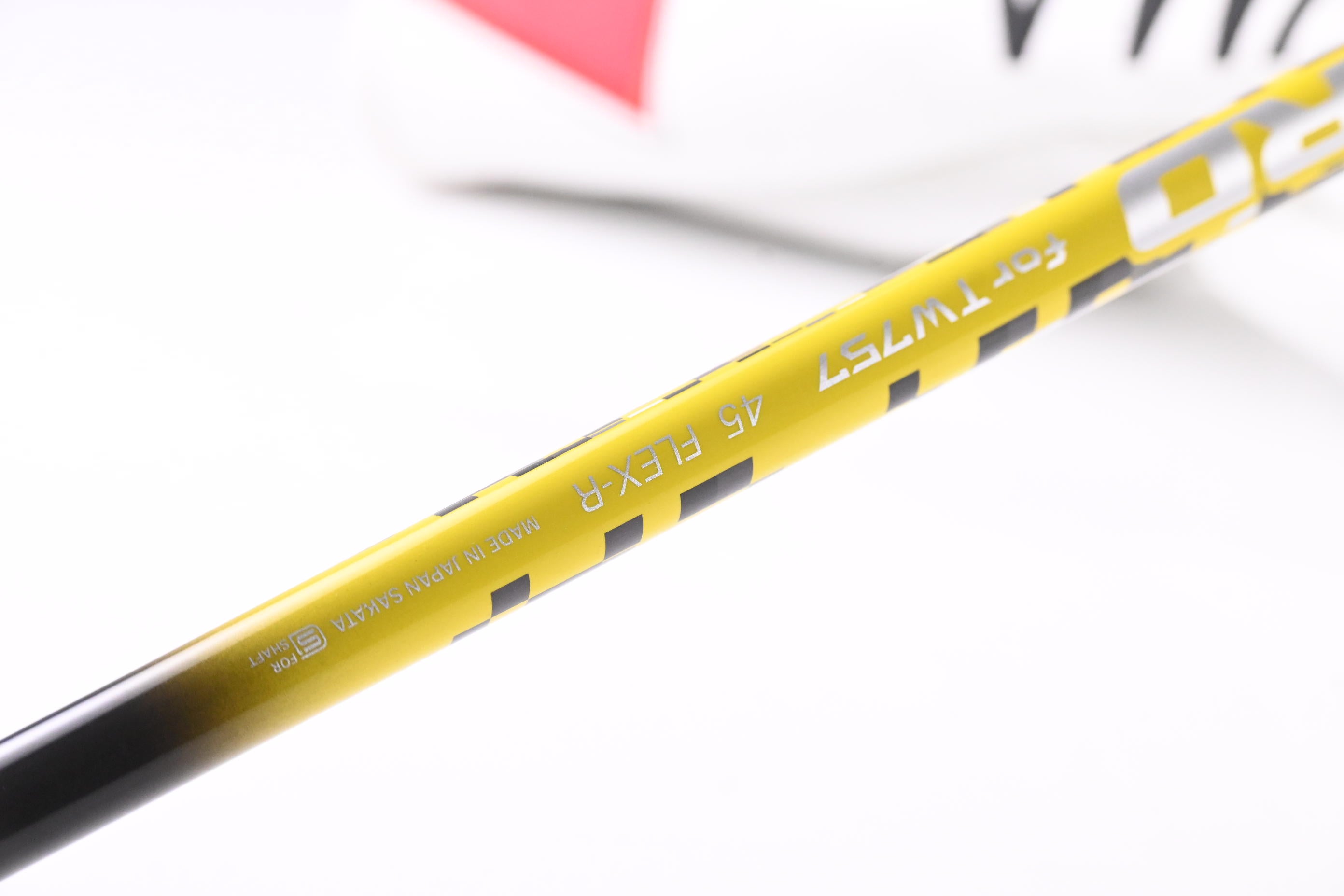Honma TW 757 Driver / 10.5 Degree / Regular Flex Honma Vizard 45 Shaft