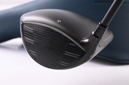 TaylorMade Qi4D Max Driver / 10.5 Degree / Regular Flex REAX Blue 50 Shaft