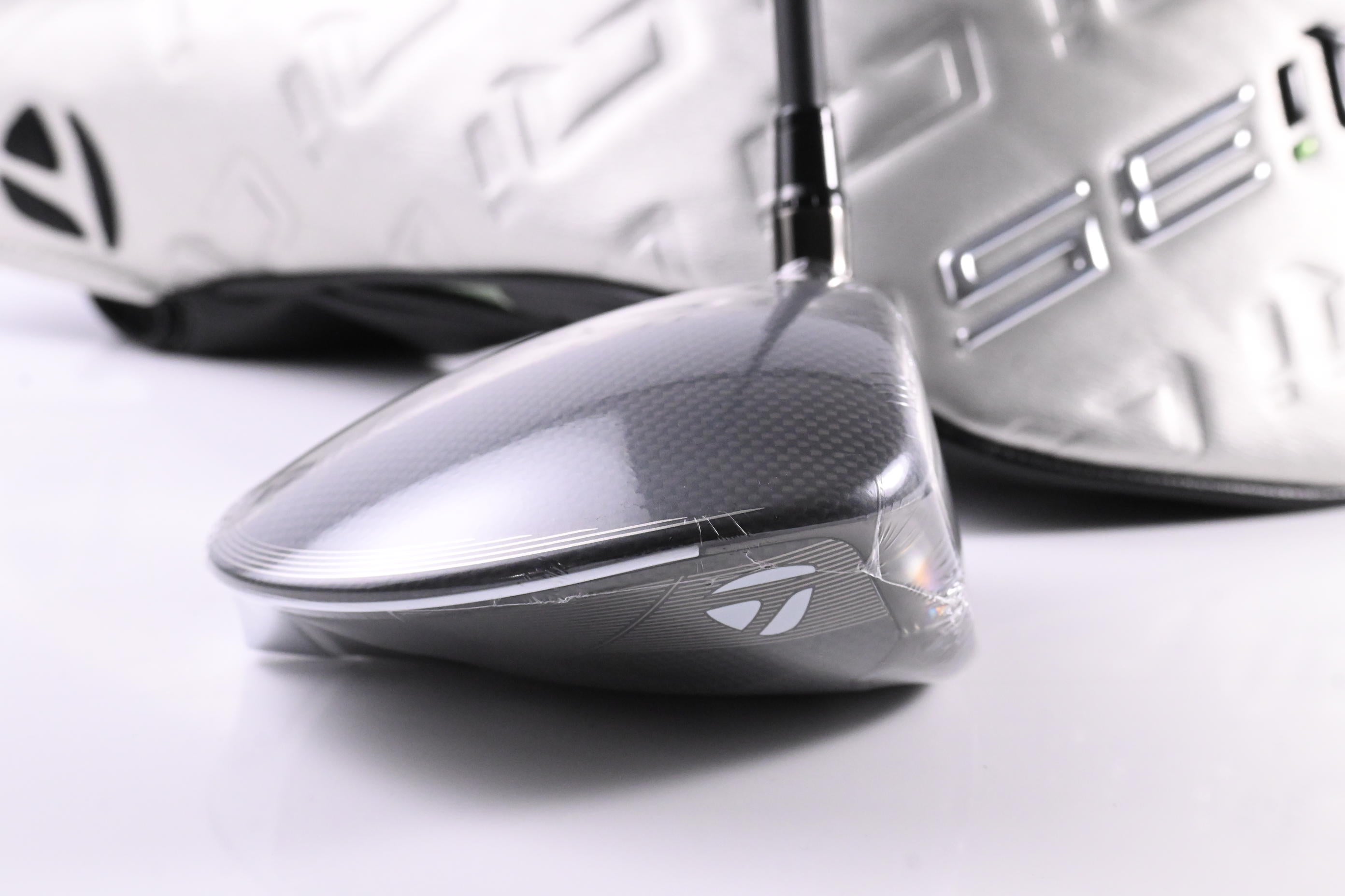 Taylormade Qi35 Max Lite Driver / 12 Degree / Senior Flex Vanquish 4 Shaft