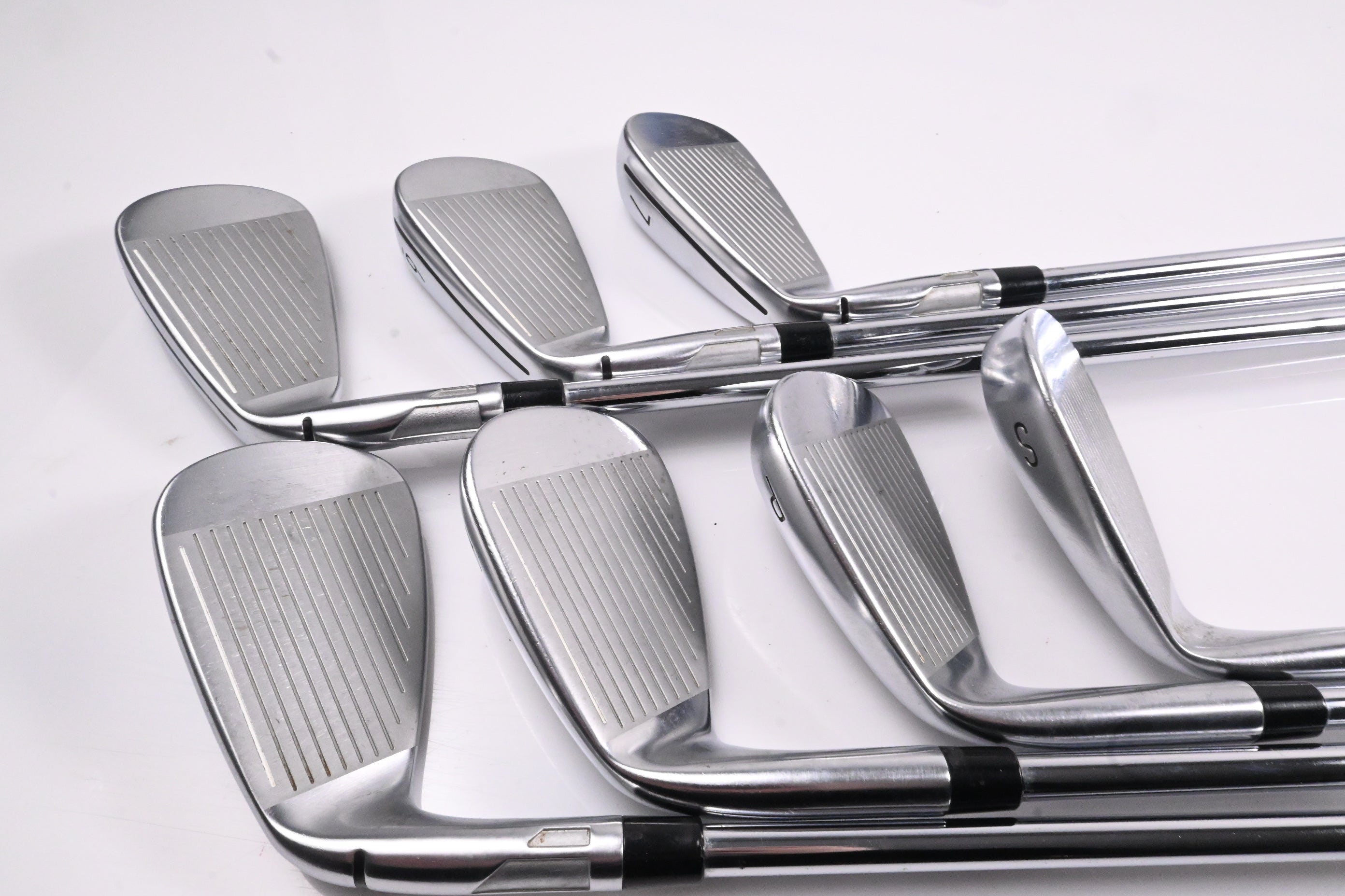 Taylormade Qi Irons / 5-PW+SW / Stiff Flex KBS Max MT 85 Shafts