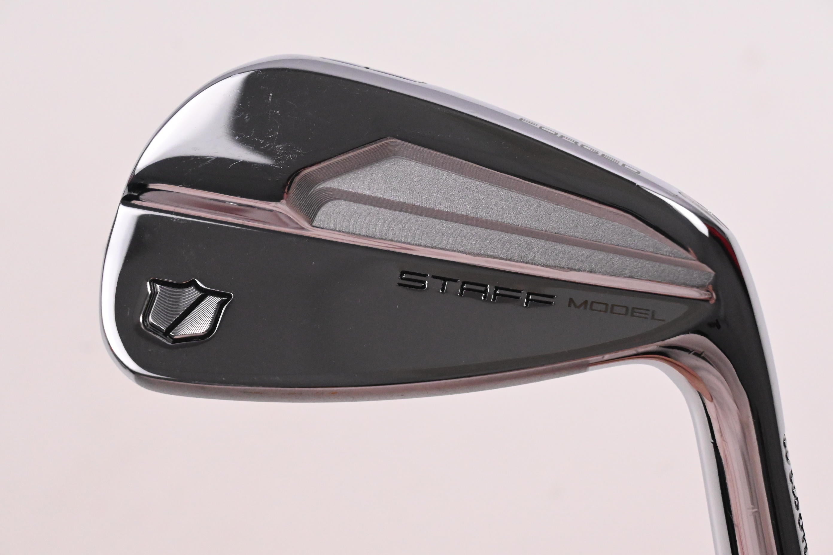 Wilson Staff Model Blade 2024 #9 Iron / Regular Flex AMT Red R300 Shaft