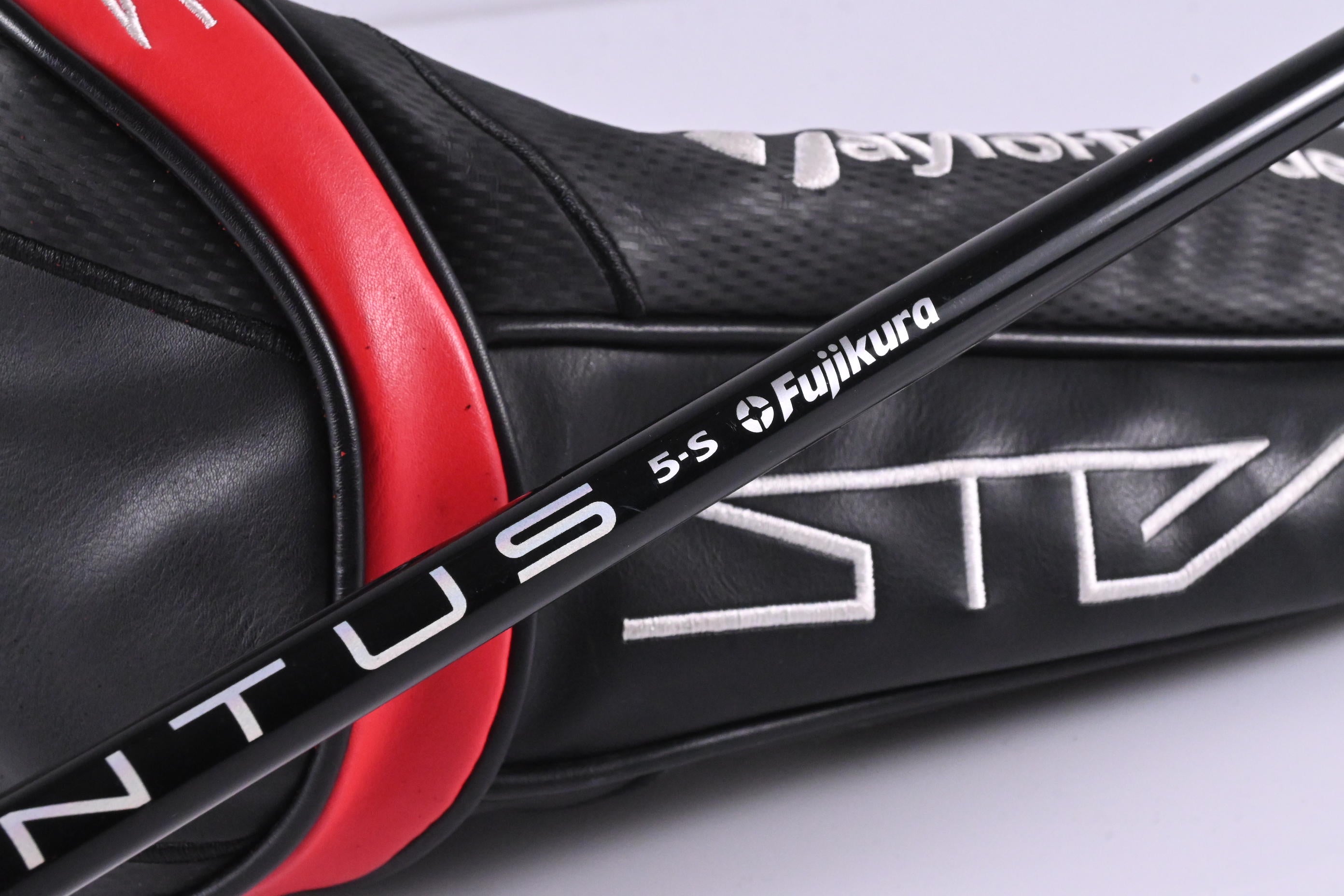 Left Hand Taylormade Stealth Driver / 9 Degree / Stiff Flex Ventus Red 5 Shaft