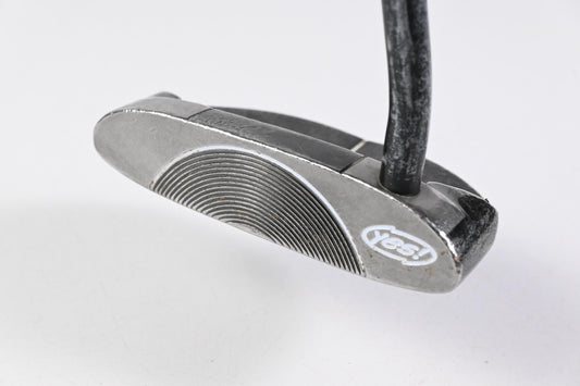 Yes! C-Groove Victoria II Putter / 34 Inch
