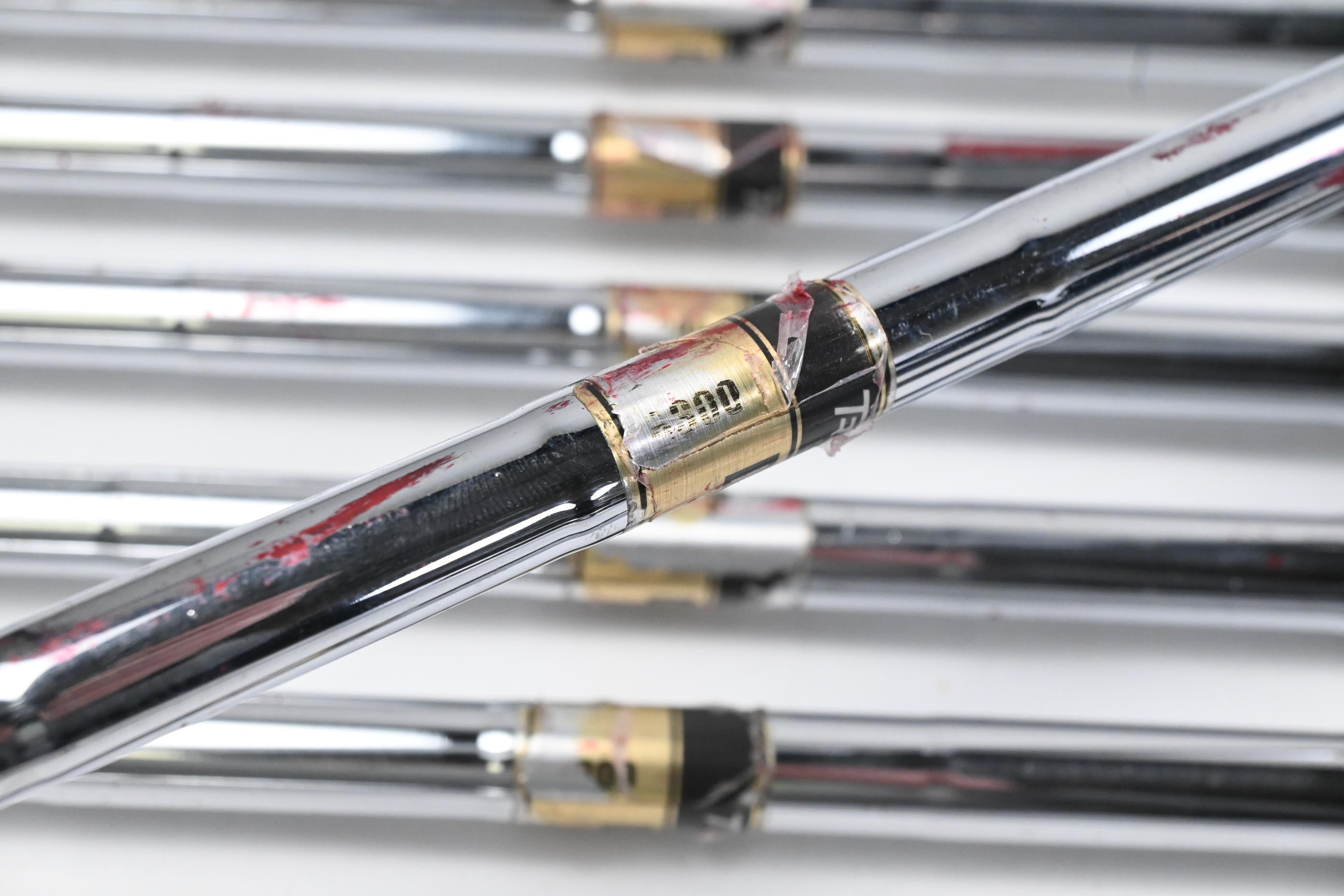 Titleist 704.CB Irons / 3-PW / Stiff Flex Dynamic Gold Shafts