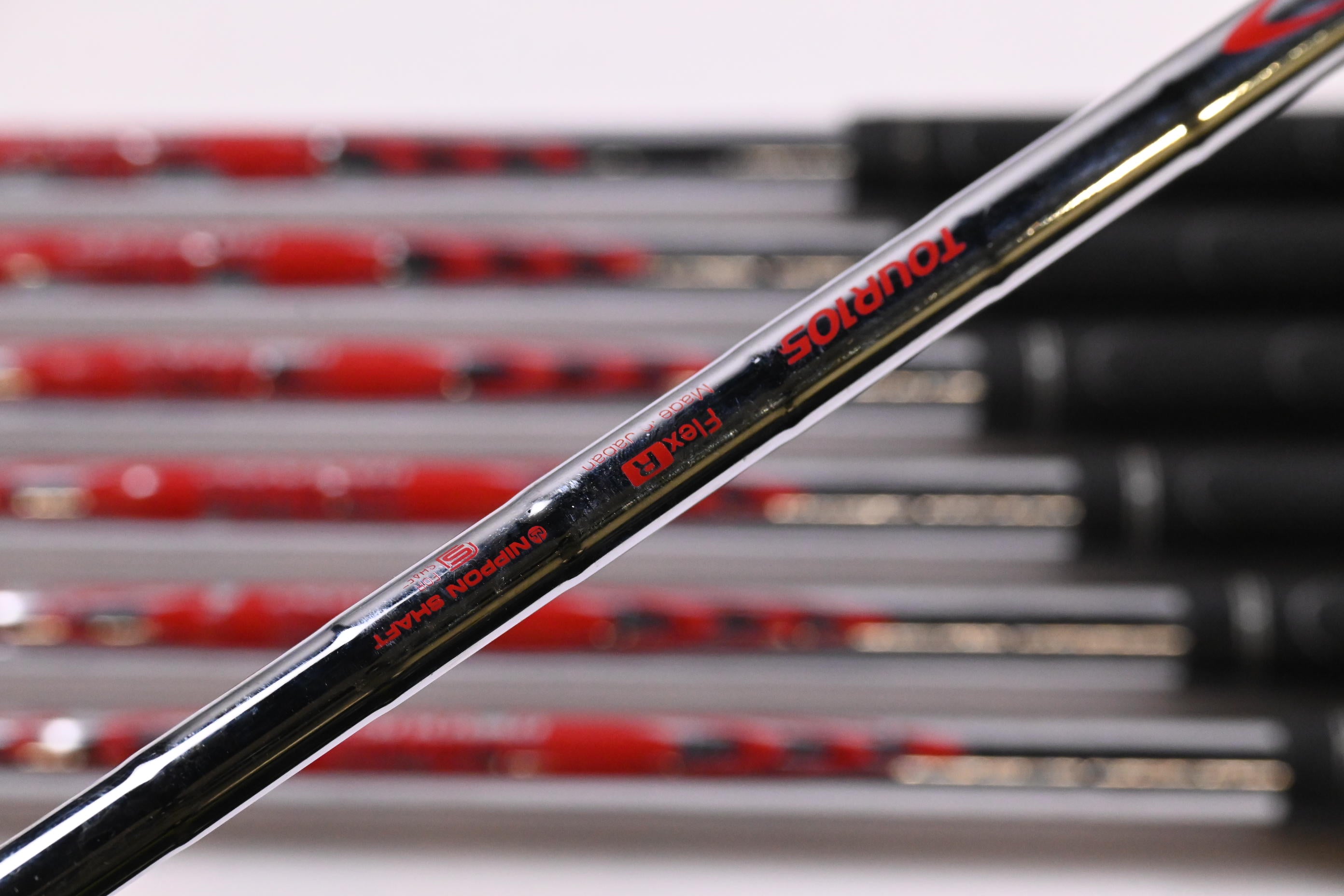 Mizuno JPX 900 Hot Metal Irons / 4-PW / Regular Flex N.S.Pro Modus³ Tour 105