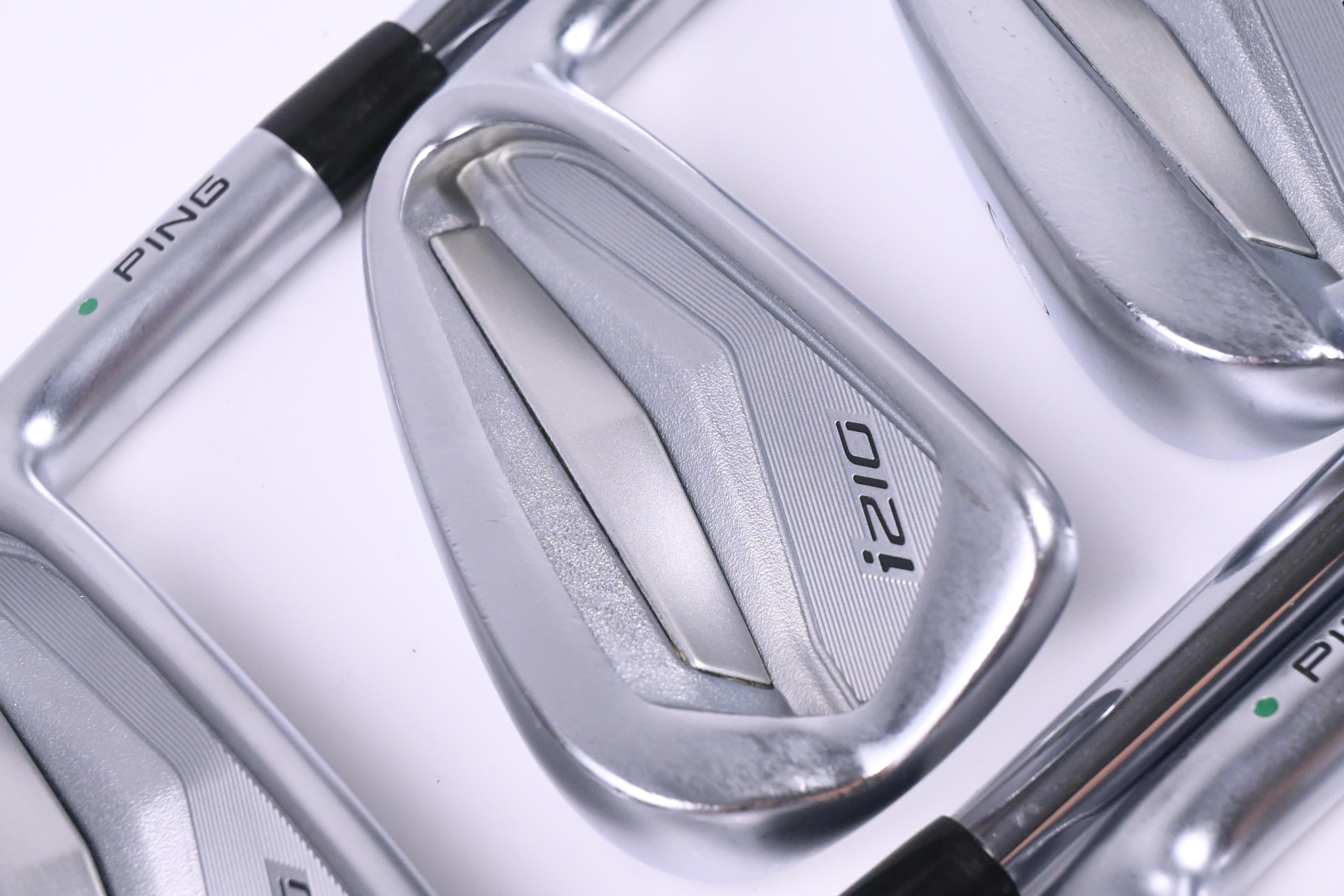 Ping i210 Irons / 5-PW / Green Dot / Regular Flex Dynamic Gold 105 R300 Shafts