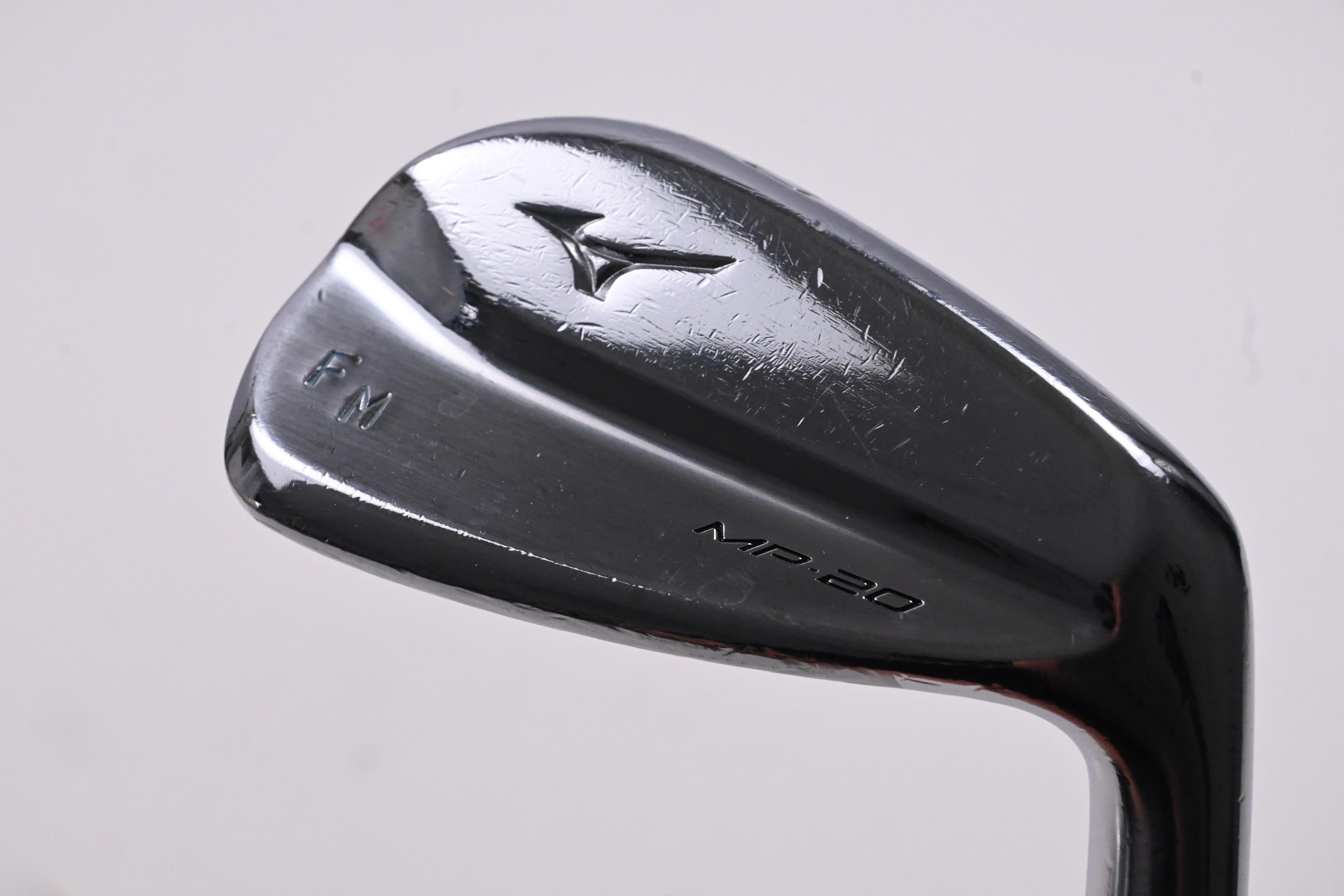 Mizuno MP-20 Blade Pitching Wedge / 46 Degree / X-Flex Dynamic Gold X100
