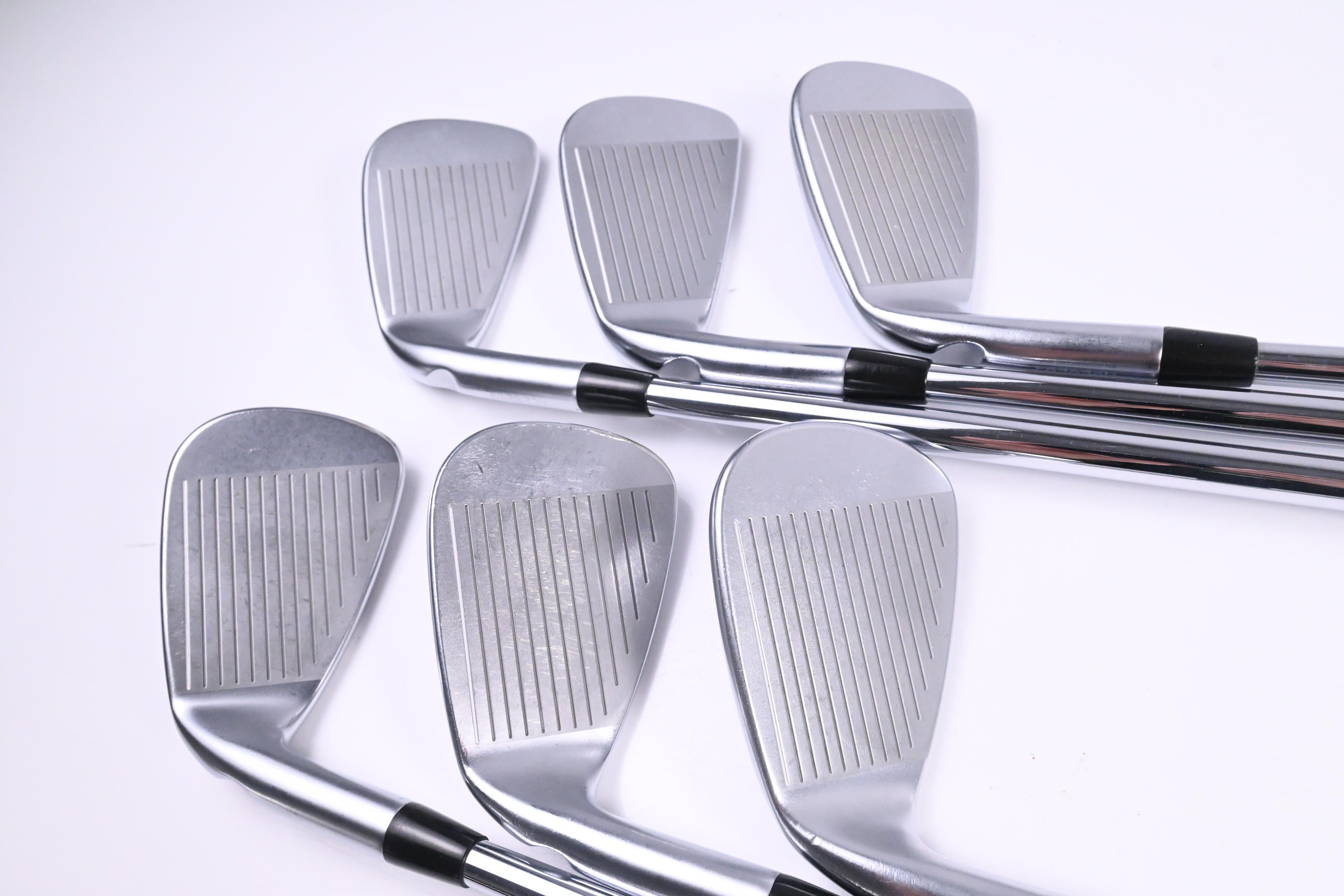 Ping i210 Irons / 5-PW / Green Dot / Regular Flex Dynamic Gold 105 R300 Shafts
