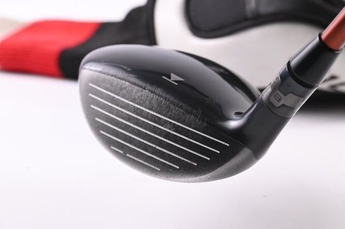 Titleist 910 F #5 Wood / 19 Degree / Regular Flex Diamana `ilima 71 Shaft