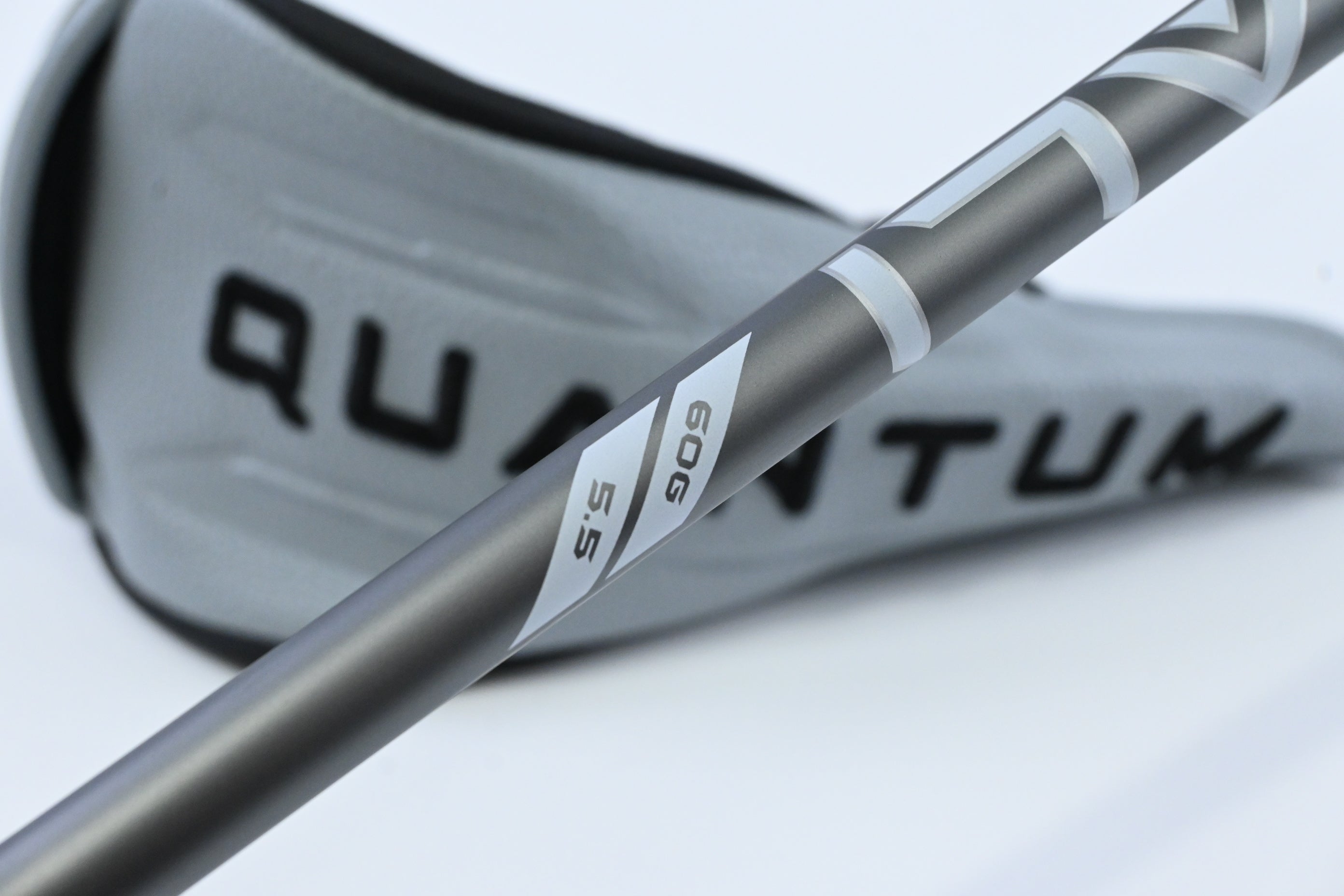 Callaway Quantum Max #5 Hybrid / 24 Degree / Stiff Flex Denali Frost Silver 60
