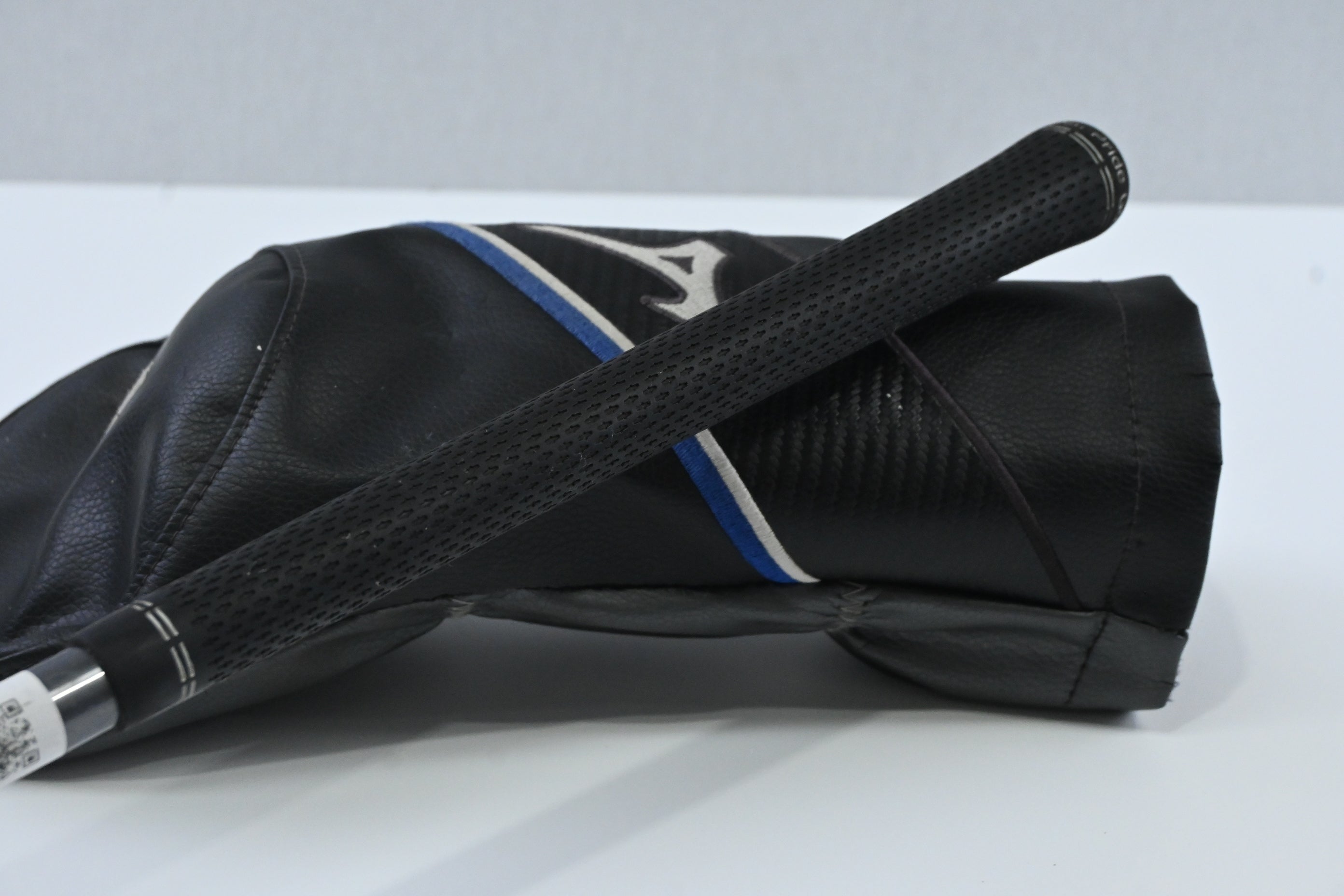 Mizuno ST190 Driver / 9.5 Degree / Regular Flex Grafalloy ProCustom Shaft