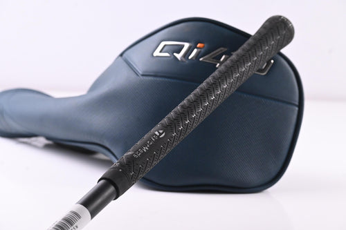 TaylorMade Qi4D Driver / 10.5 Degree / Stiff Flex REAX White 60 Shaft
