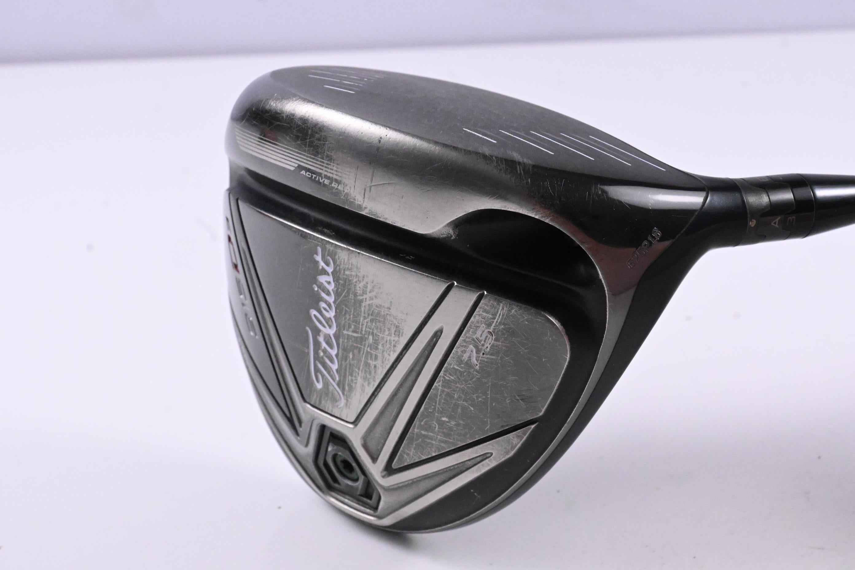 Titleist 915 D3 Driver / 7.5 Degree / Regular Flex Aldila Rogue White 60 Shaft