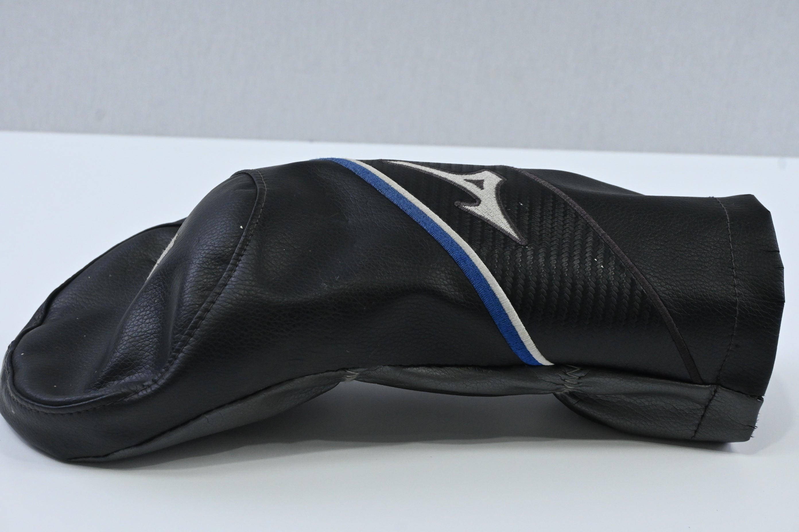 Mizuno ST190 Driver / 9.5 Degree / Regular Flex Grafalloy ProCustom Shaft