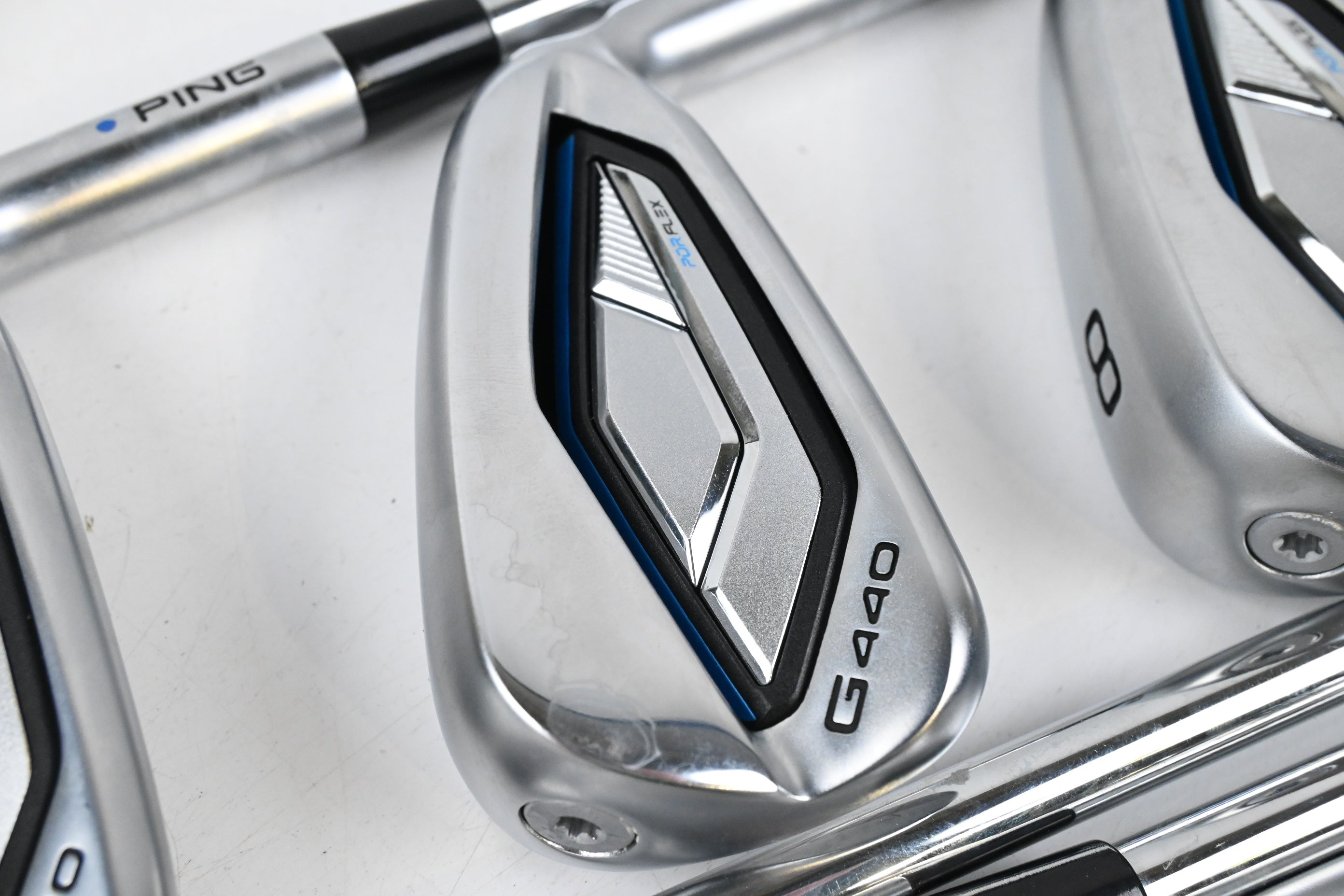 Ping G440 Irons / 6-PW+GW+SW / Blue Dot / Regular Flex Ping AWT 3.0 Shafts