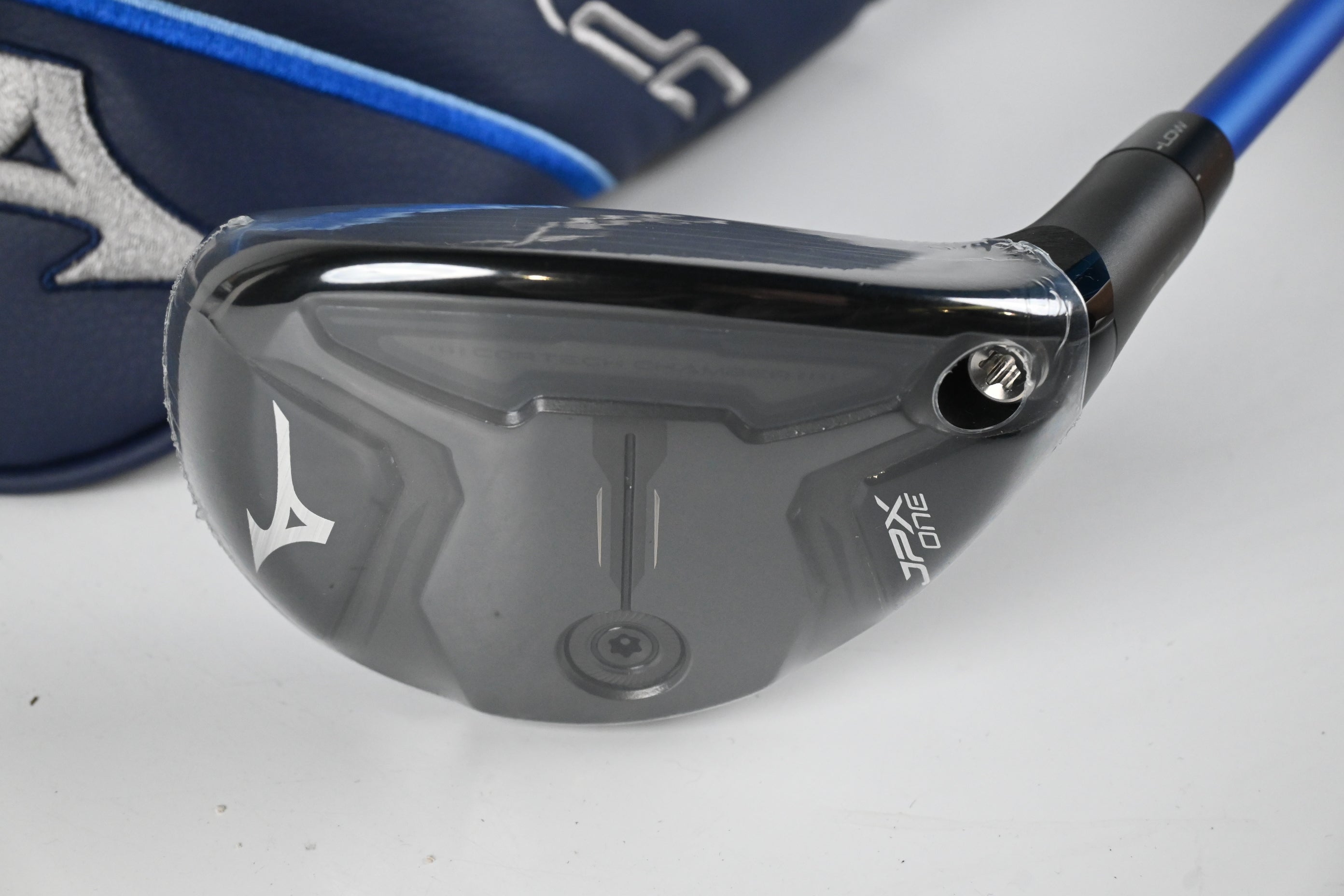 Mizuno JPX One #4 Hybrid / 22 Degree / Regular Flex Denali Frost Blue 70 Shaft