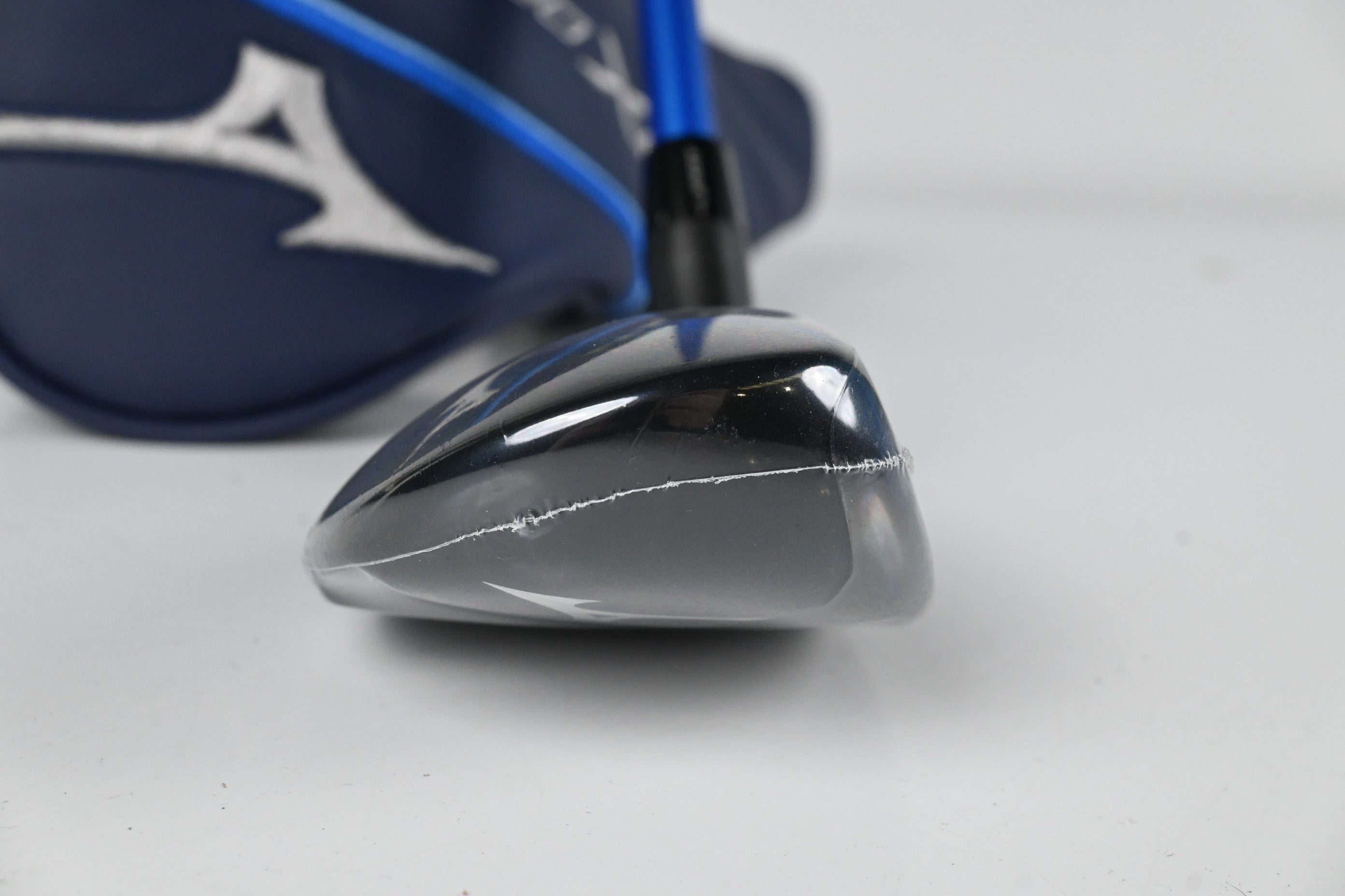 Mizuno JPX One #4 Hybrid / 22 Degree / Regular Flex Denali Frost Blue 70 Shaft